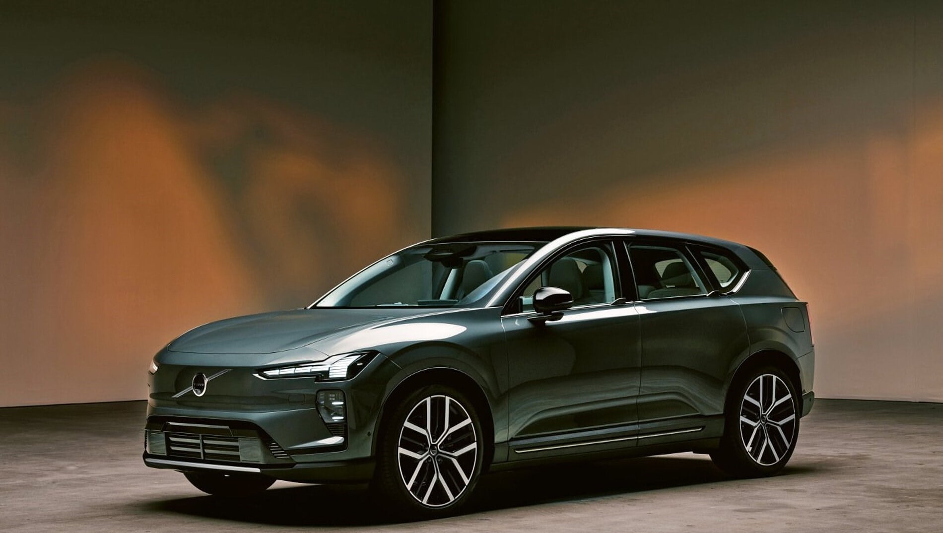 Neuer Volvo EX60 gewinnt renommierten „Red Dot Award”
