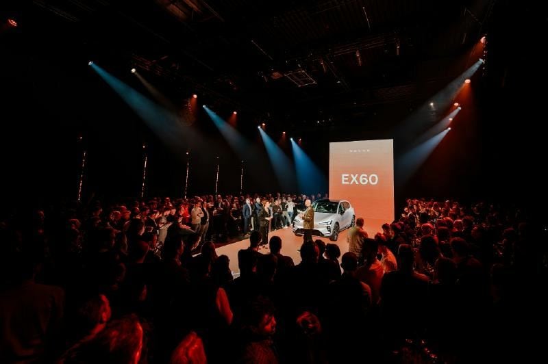 Volvo EX60 bereikt 1.000 klantenbestellingen in één maand in België en Luxemburg