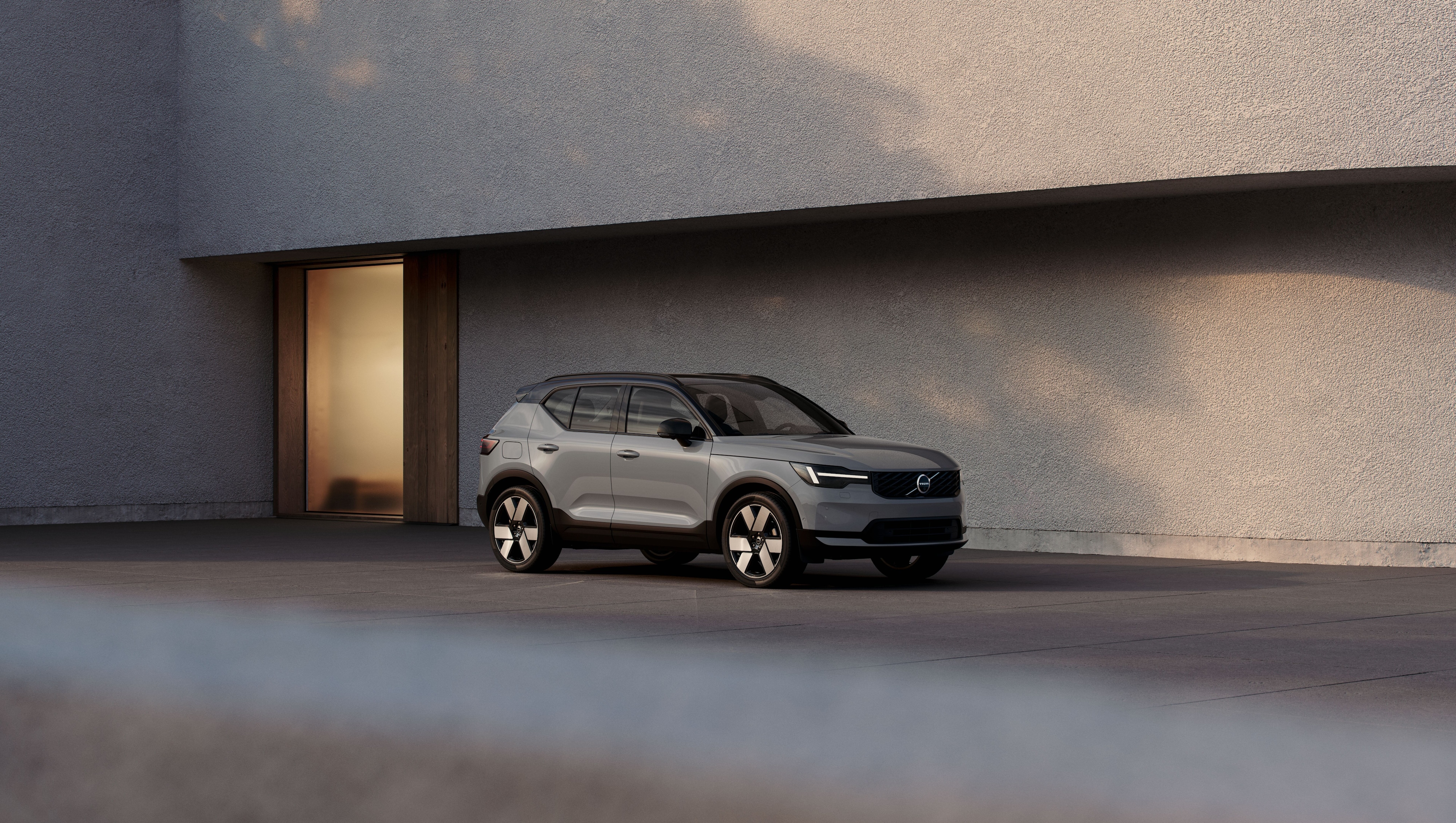Importanti aggiornamenti in materia di sicurezza, tecnologia e design per le nuove auto della serie 40 di Volvo Cars
