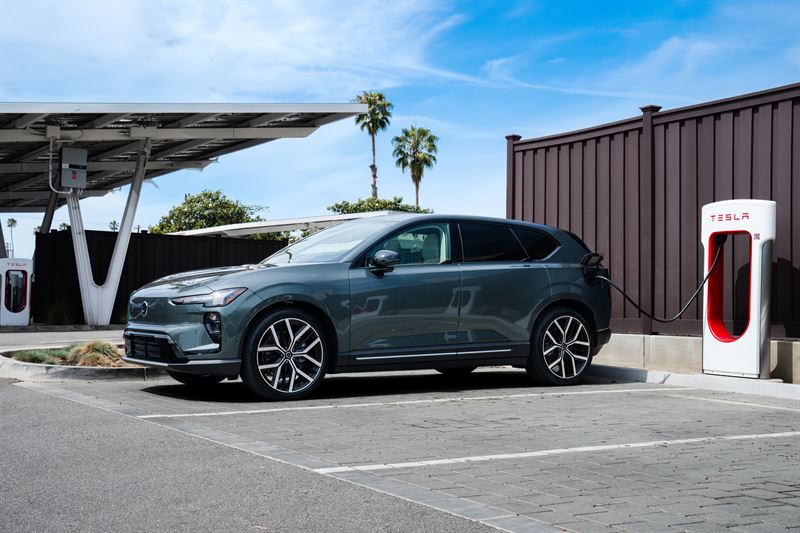 HERO_Fast charging gets even easier for all-electric Volvo drivers_260526.jpeg