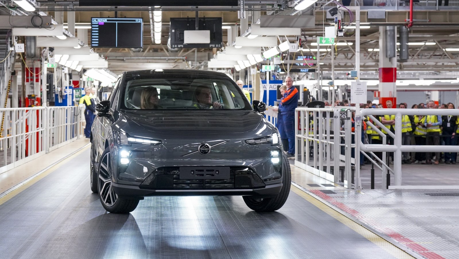 La production du nouveau SUV électrique Volvo EX60 a démarré