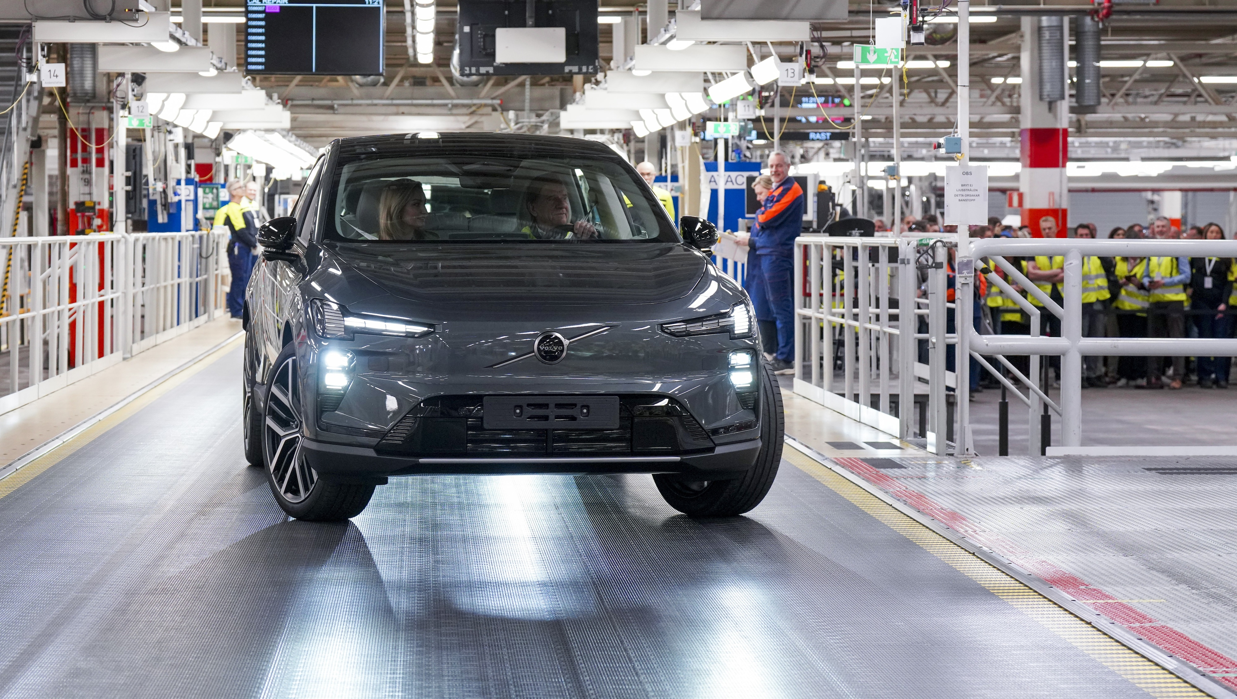 Volvo Cars starts production of game-changing EX60 electric SUV