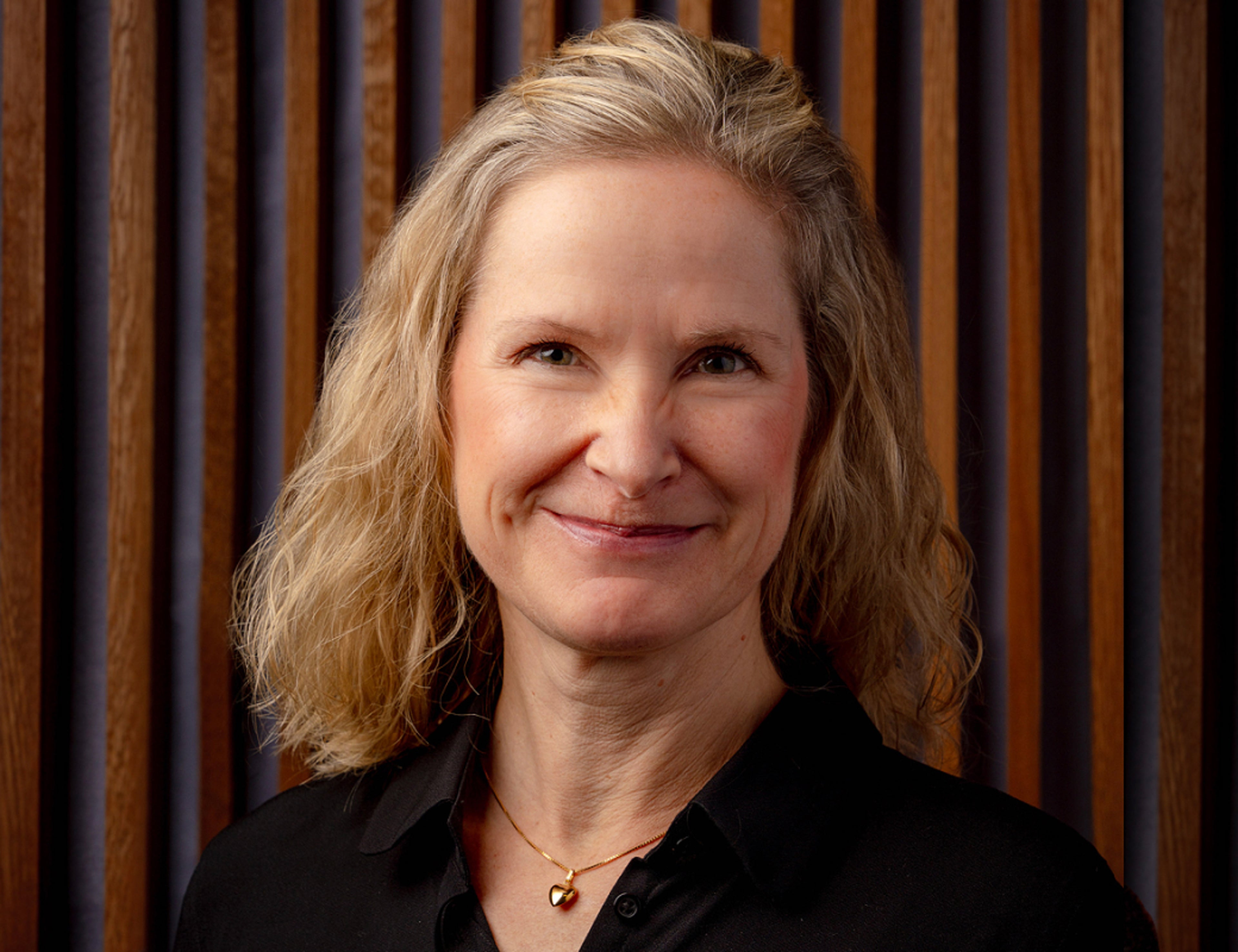 A portrait photo of a woman.