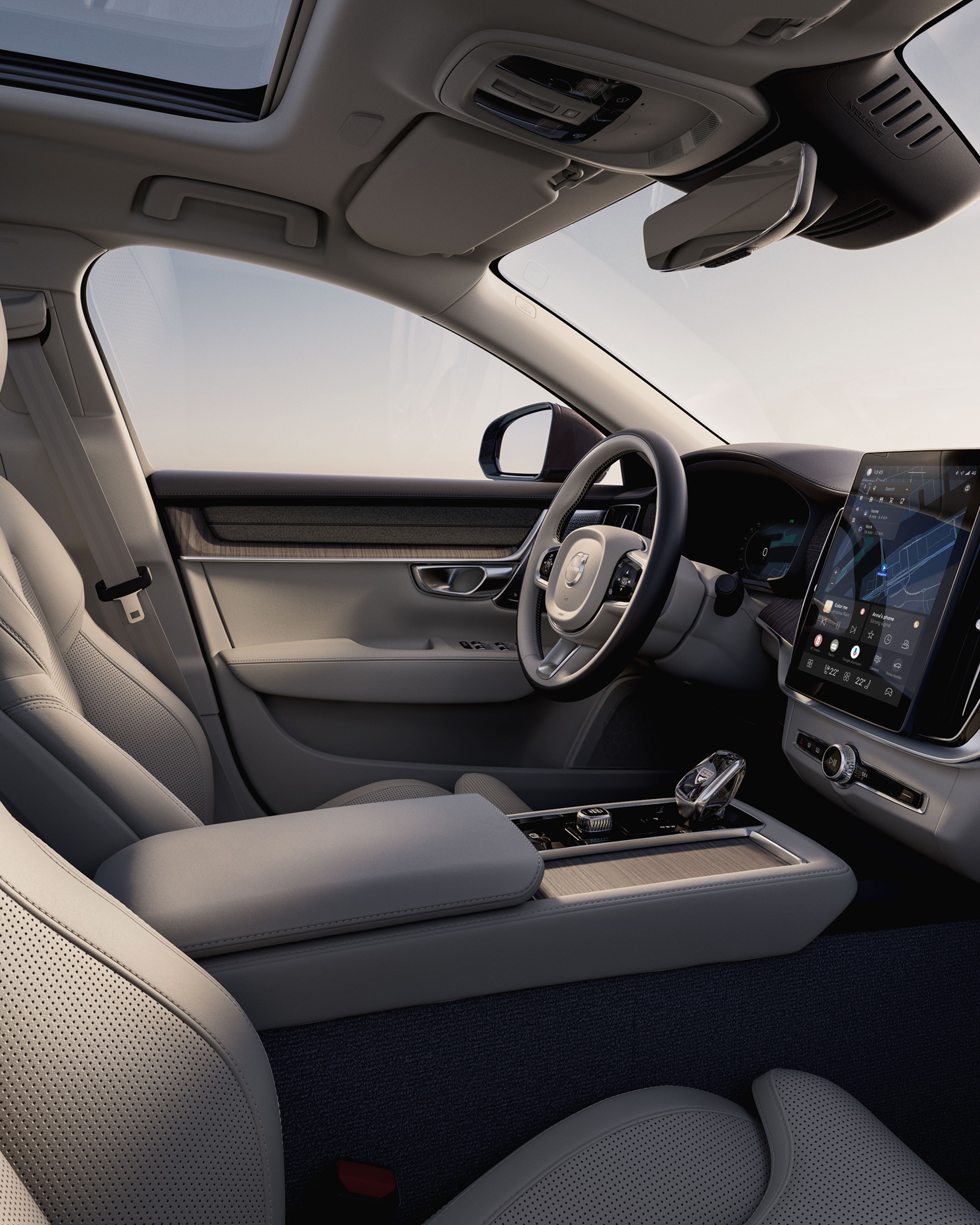 The cabin of the Volvo S90