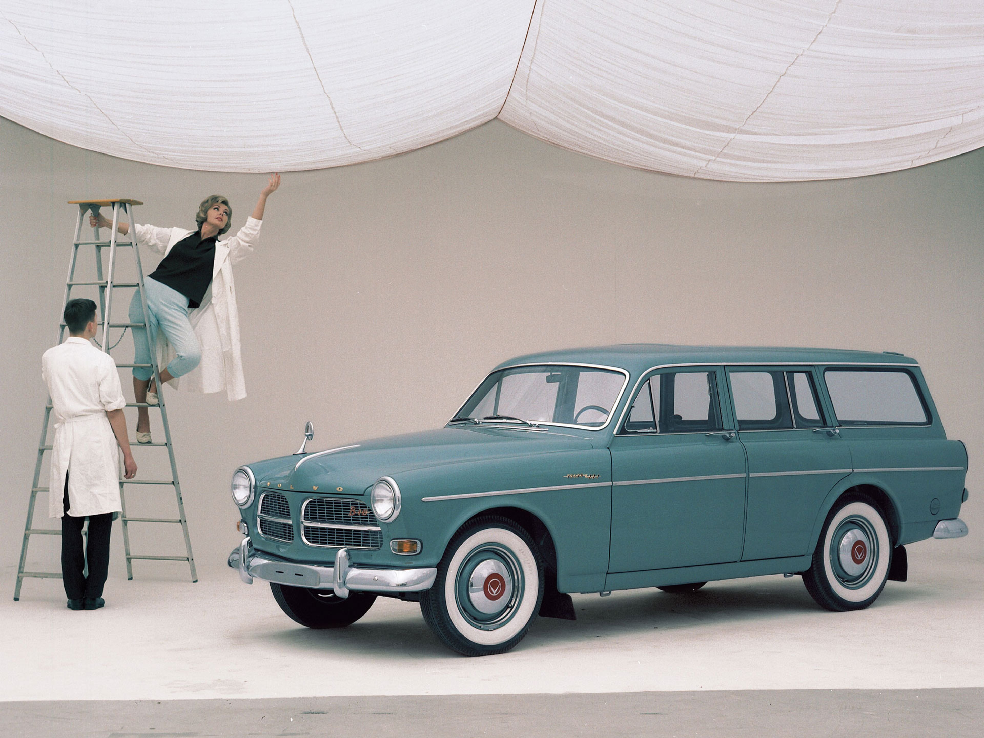 Picture showing the Volvo P220 Amazon Estate