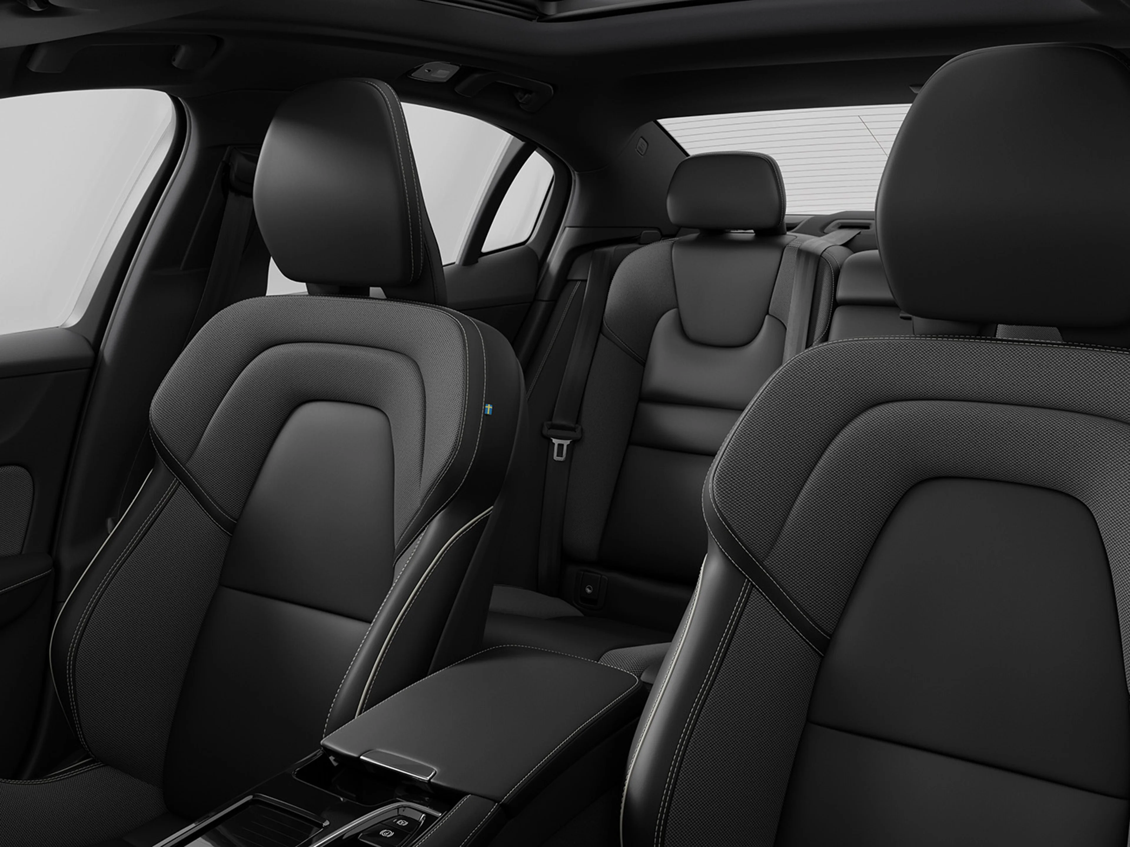 ภายในห้องโดยสารของ Volvo S60 Recharge ปลั๊กอินไฮบริด