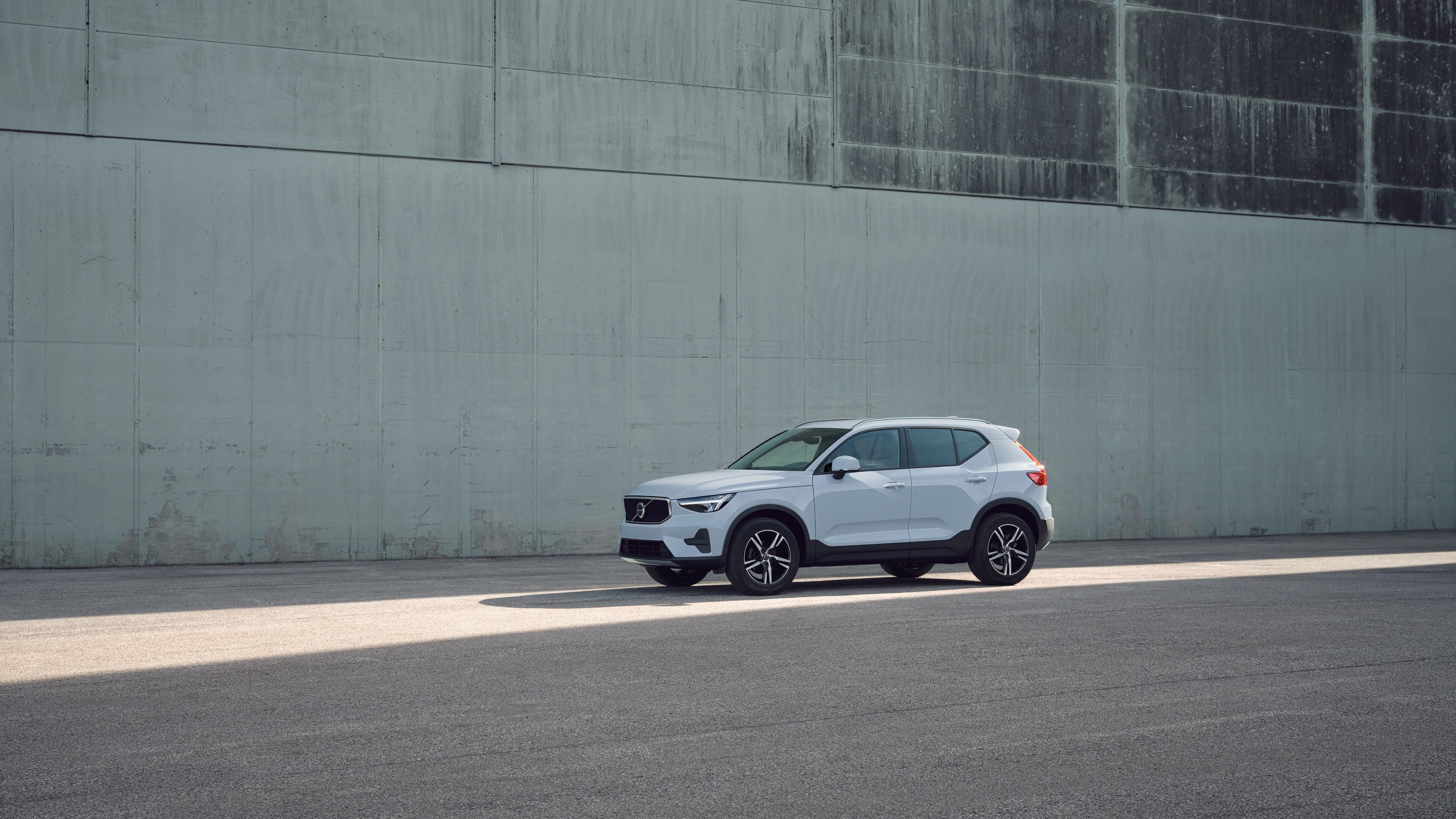 Volvo XC40 B3 Essential Edition