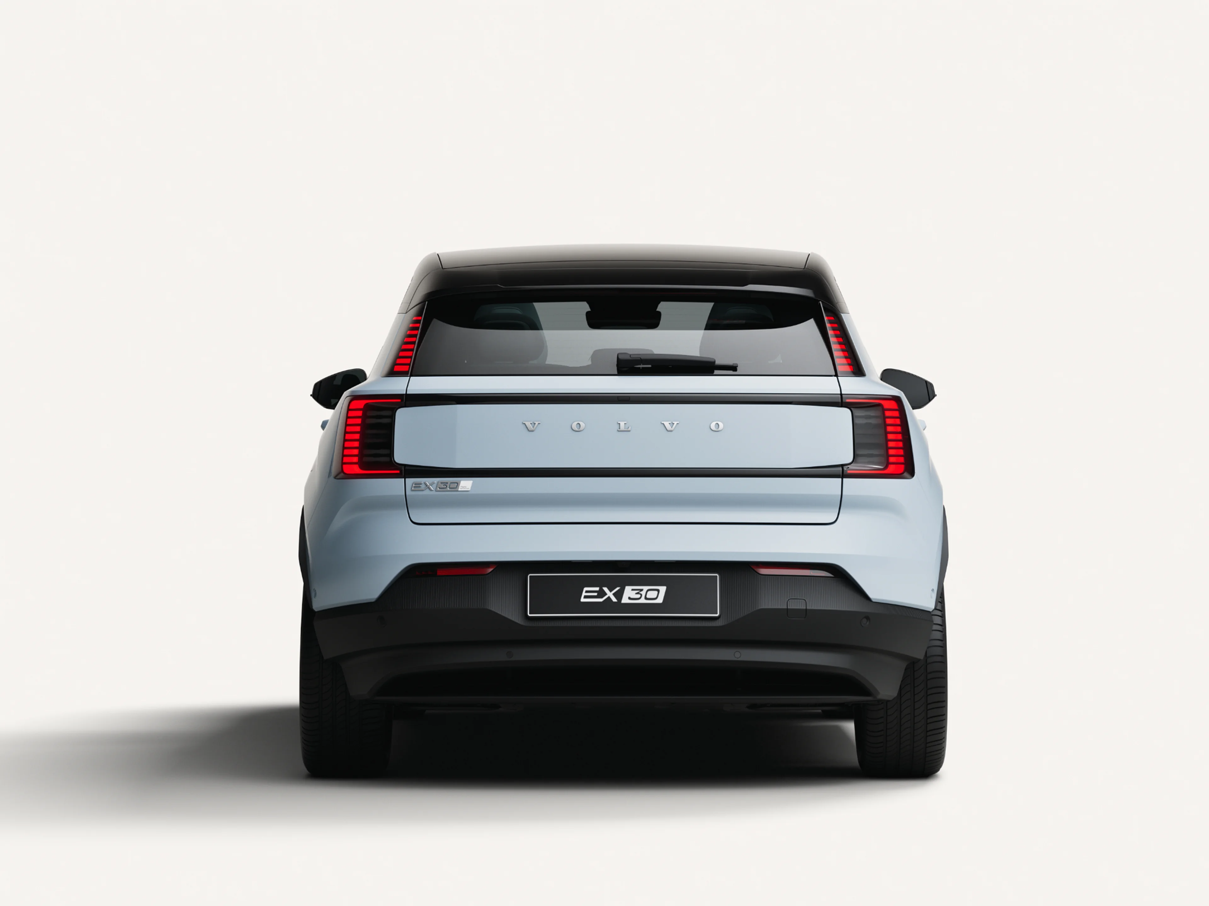 Vista trasera del Volvo EX30 eléctrico.