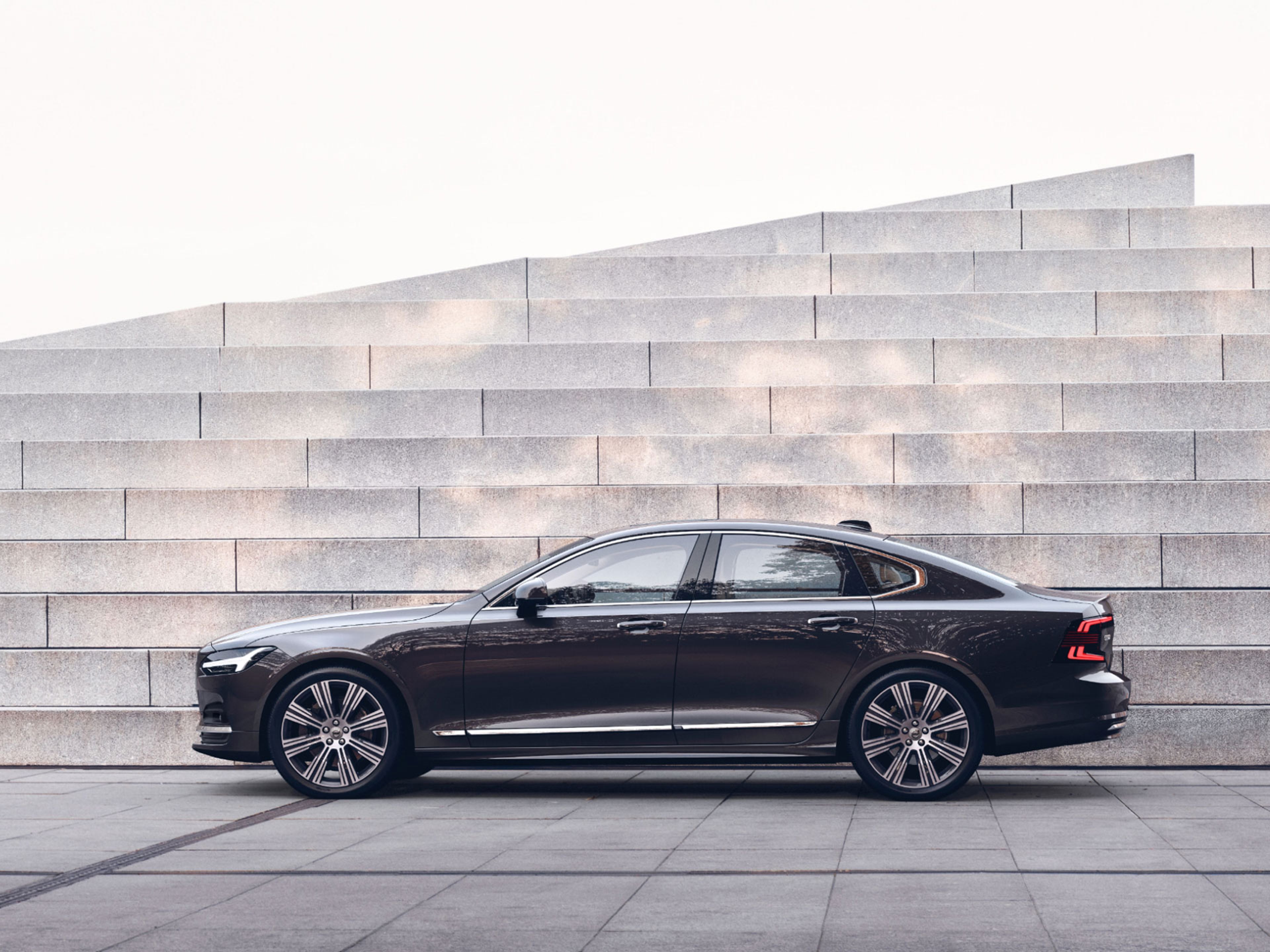 Picture showing the Volvo S90