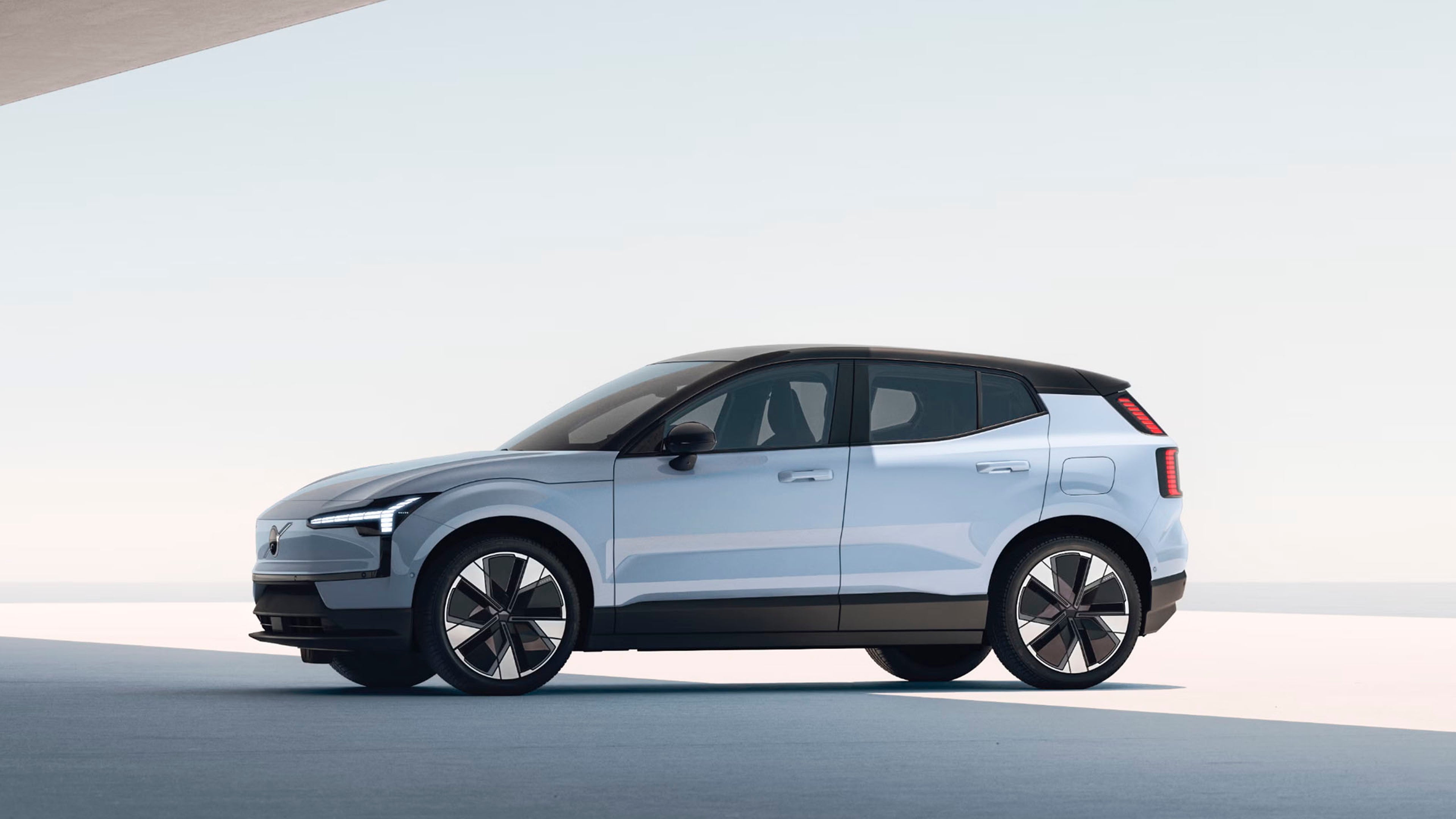 Vista trasera de un Volvo EX30