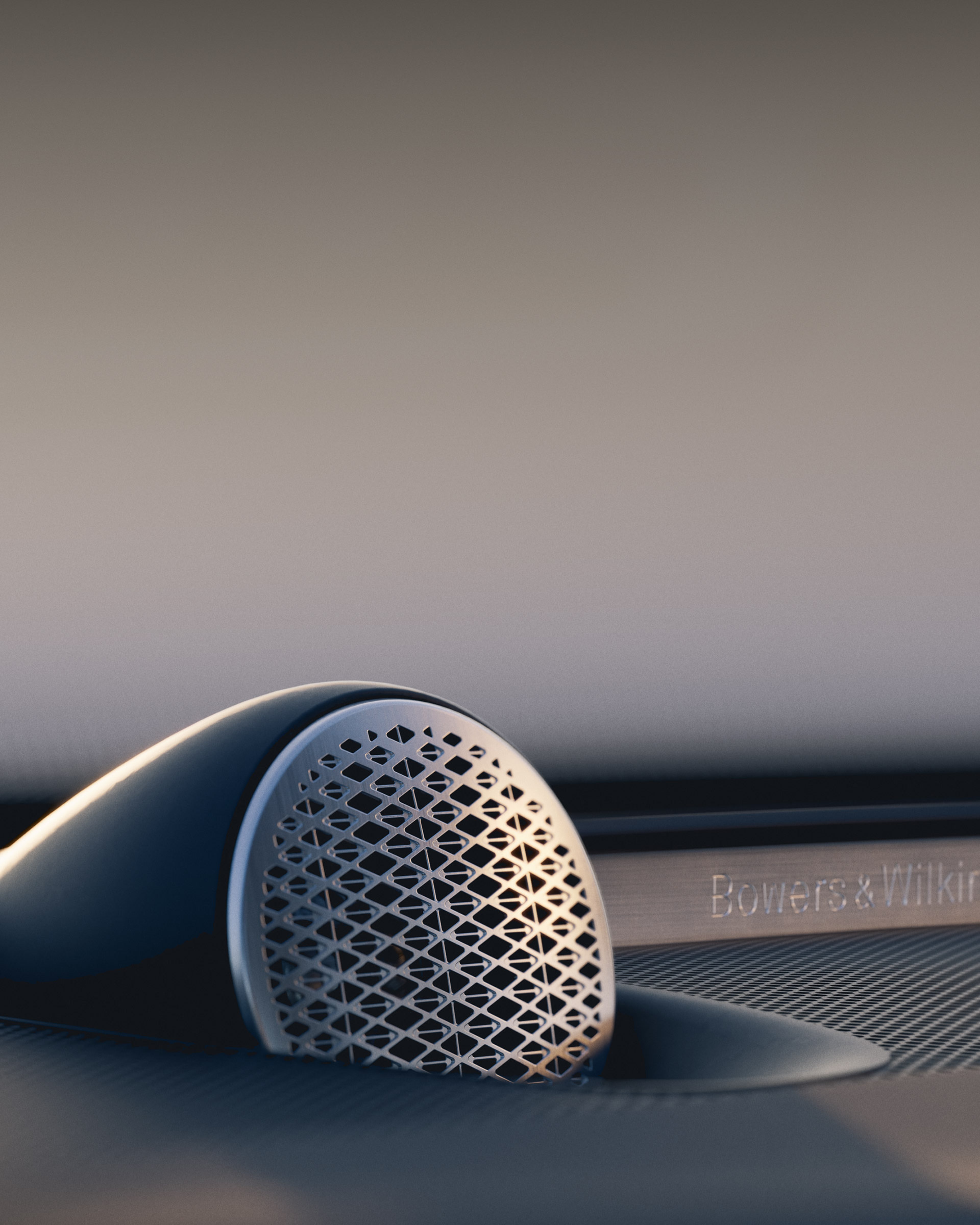 Lähikuva XC90 lataushybridikatumaasturin kojelaudan Bowers & Wilkins kaiutinyksiköstä.