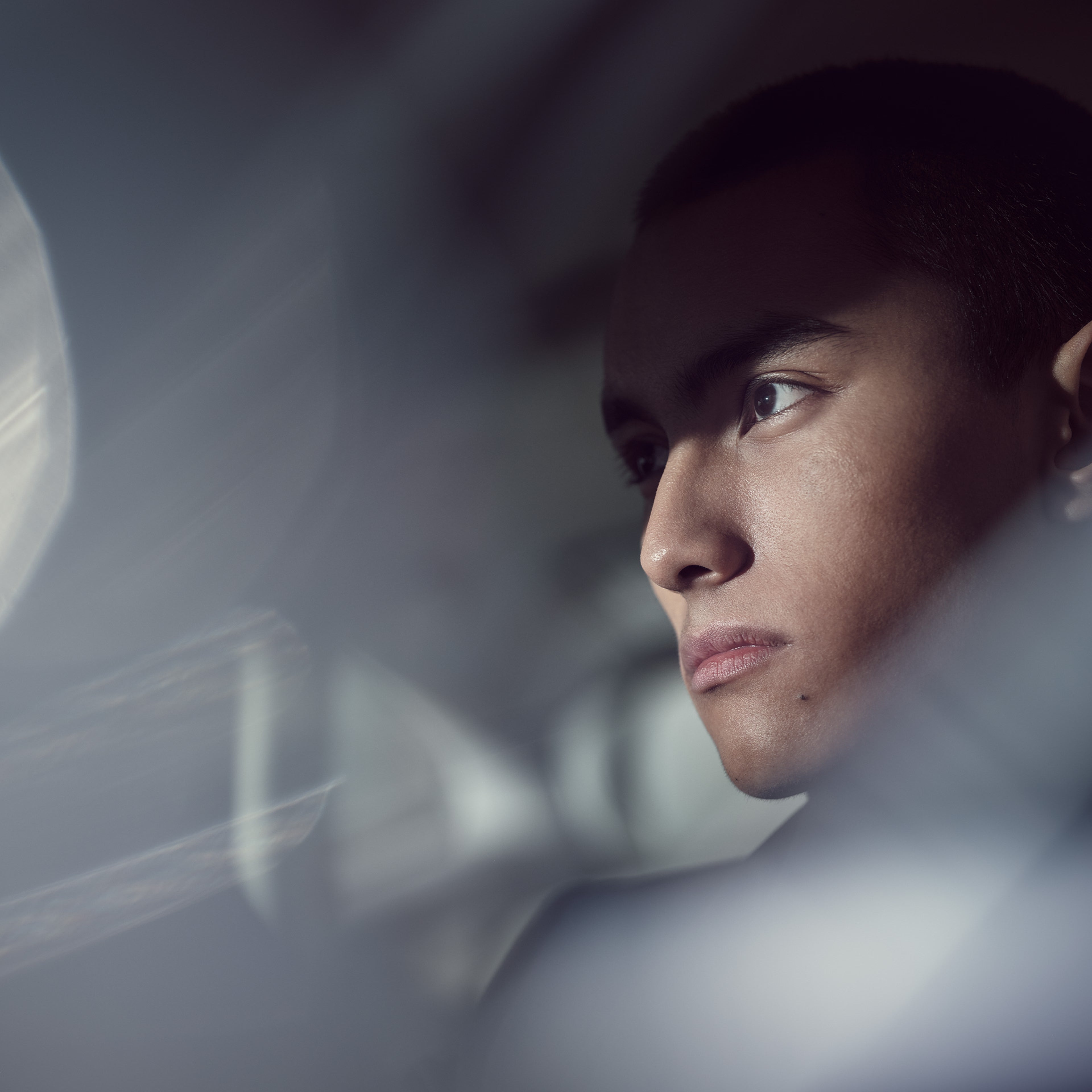 The advanced air purifier in Volvo S90 helps you and your passengers enjoy better and healthier air quality.