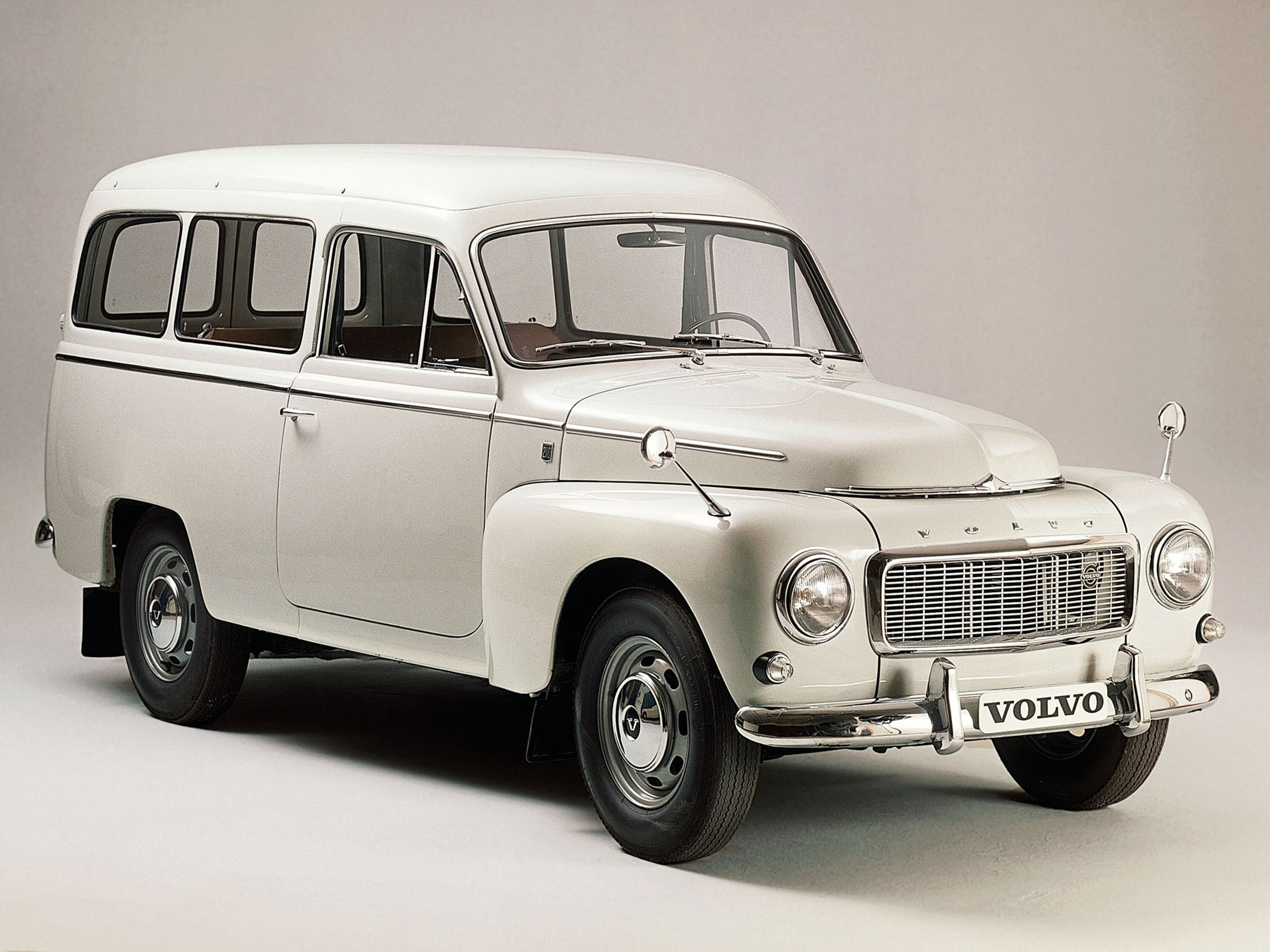 Слика на Volvo P210 Duett