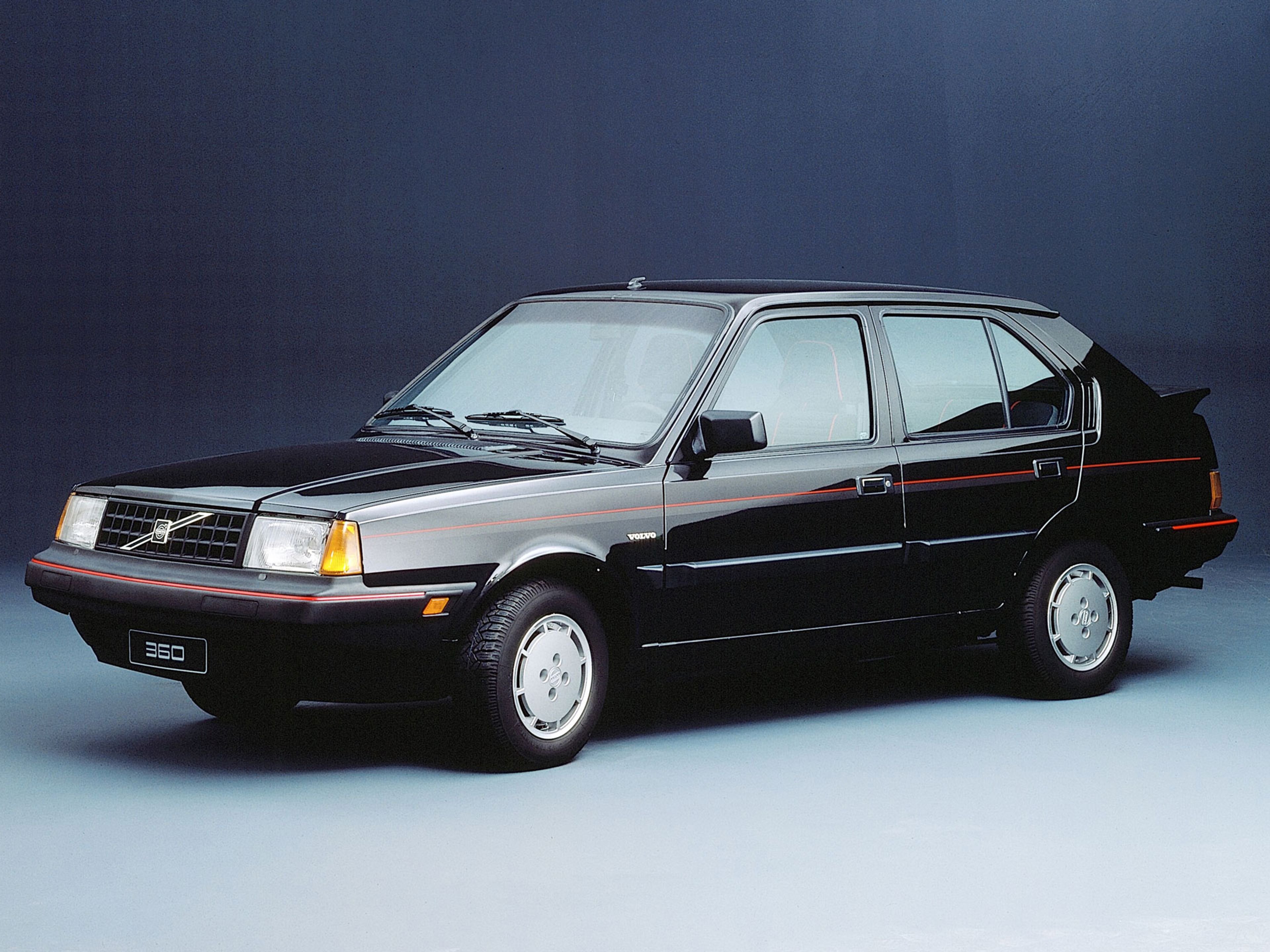 Imagen que muestra el Volvo 360-3-D.