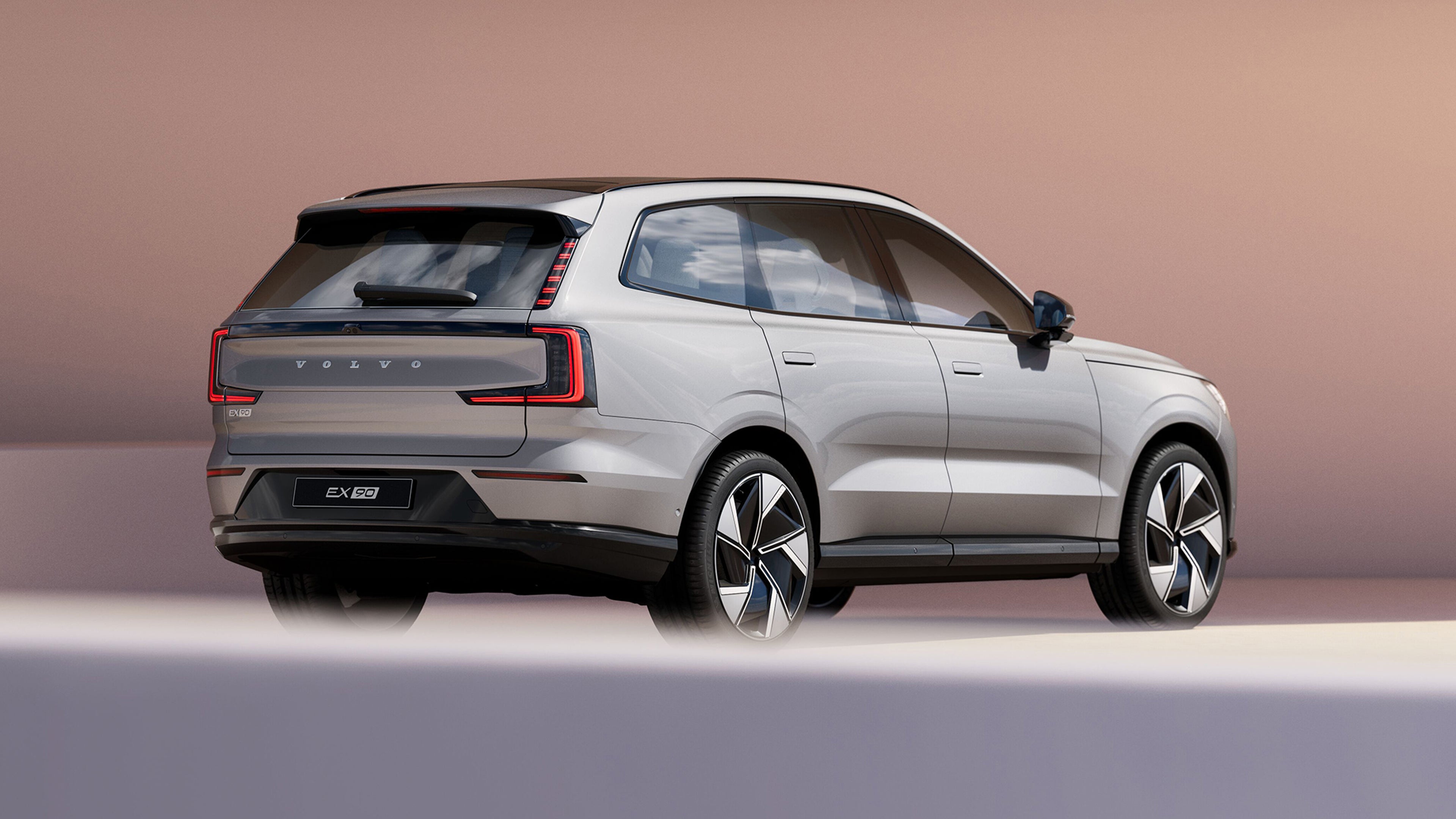 Visualizza il prezzo di tutti gli allestimenti, colori, interni, opzioni e pacchetti della Volvo.