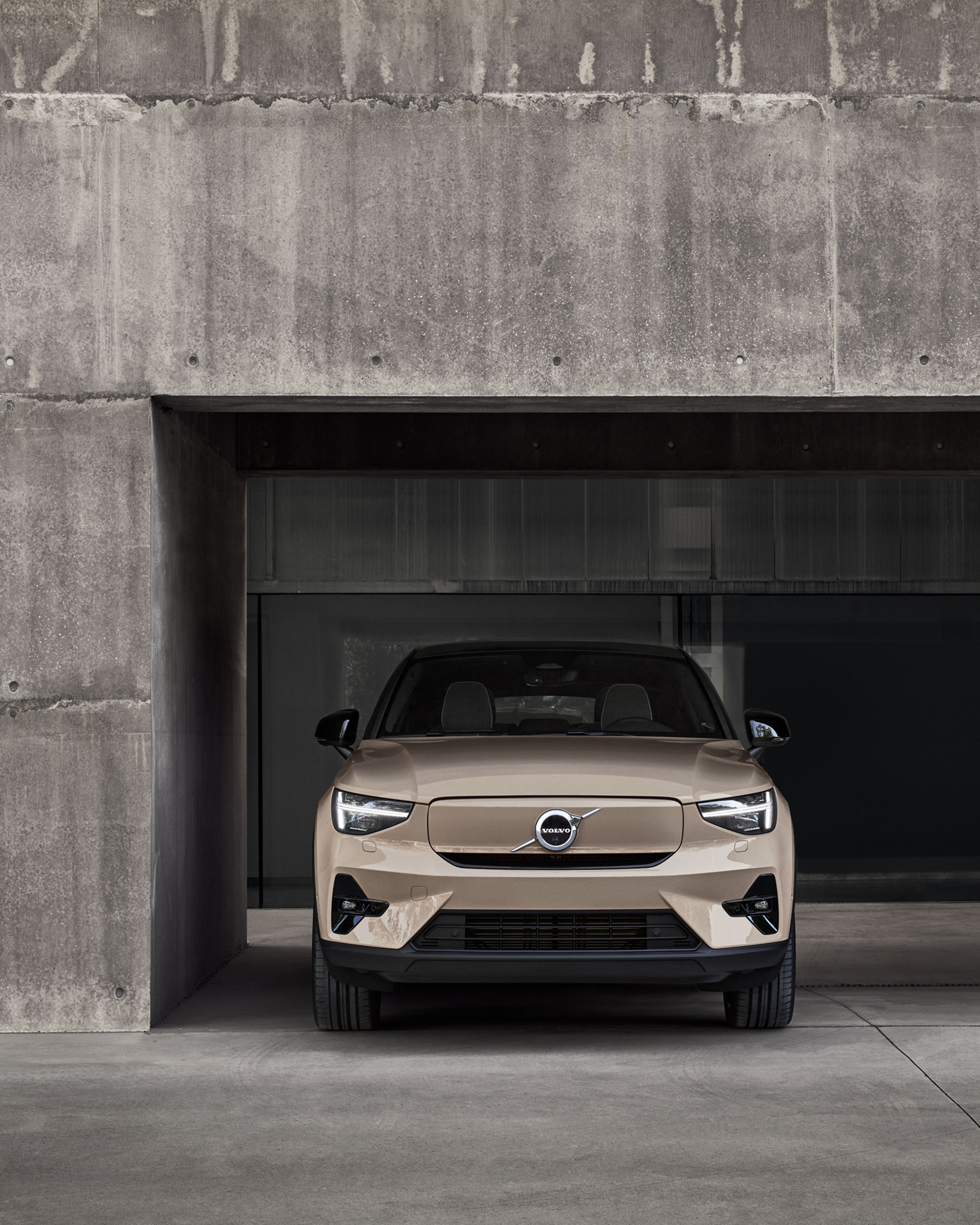 Vista frontal del EC40 totalmente eléctrico