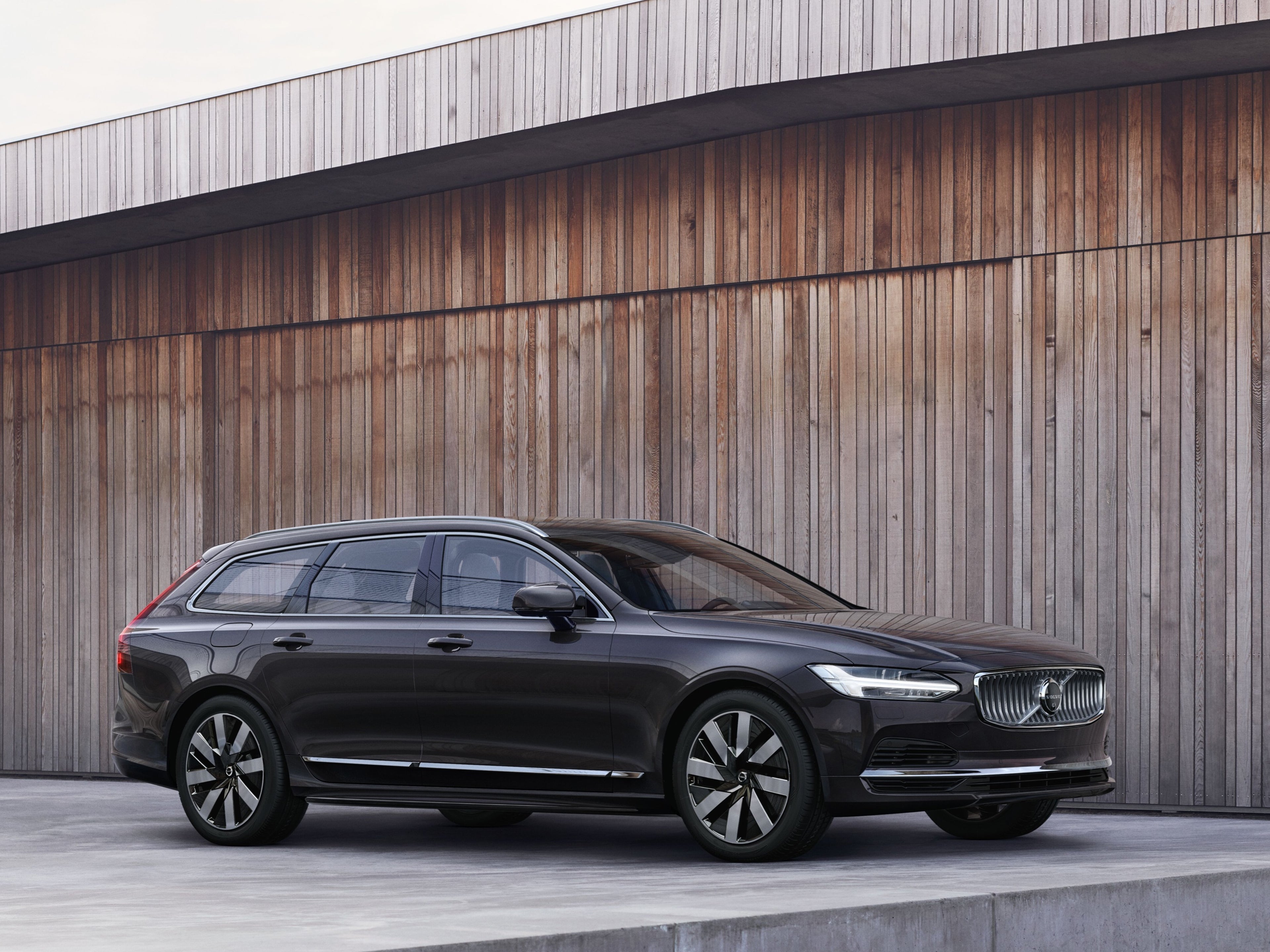 Volvo V90 Plug-in Hybrid