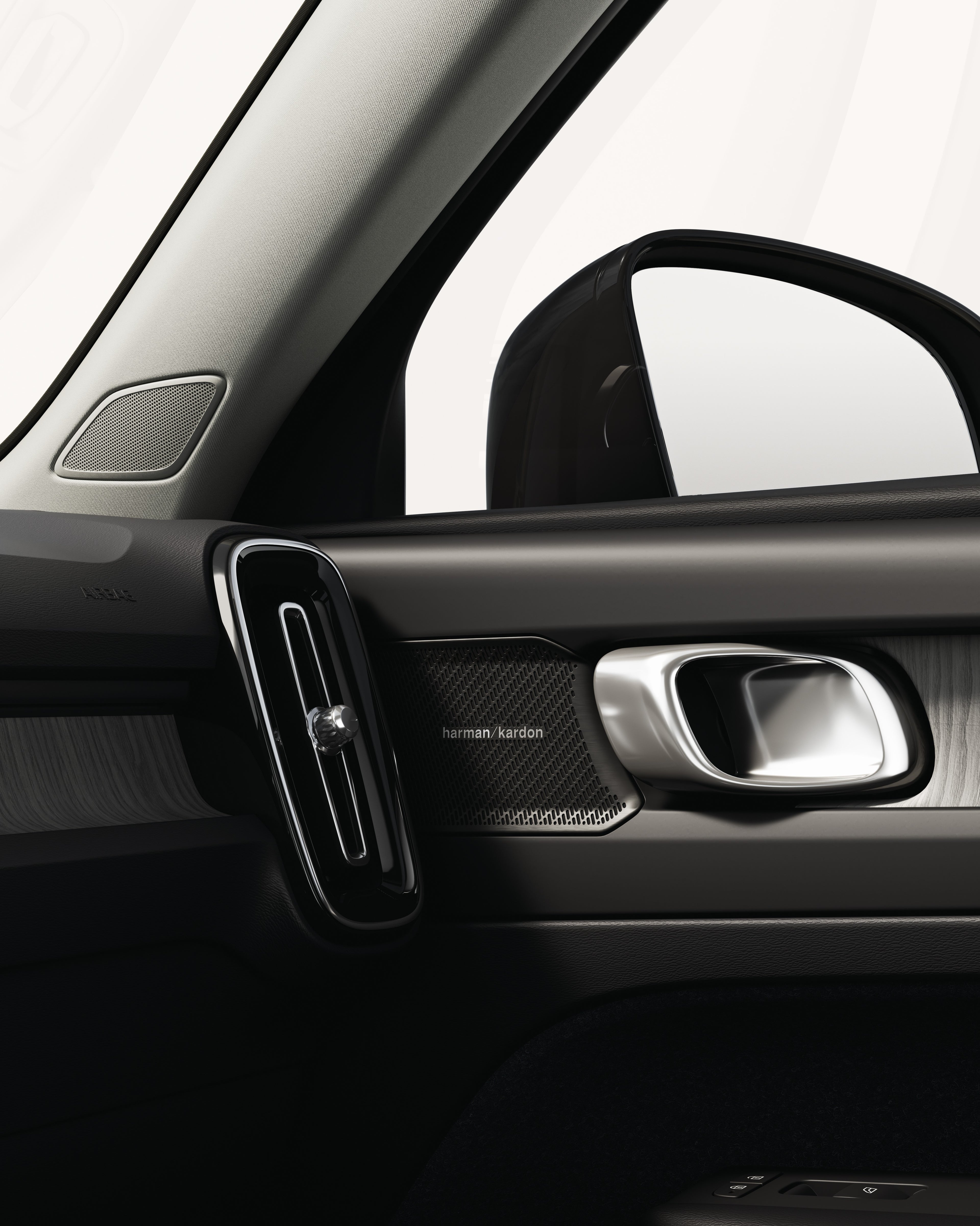 Κοντινή λήψη των ηχείων Harman Kardon στο Volvo XC40.