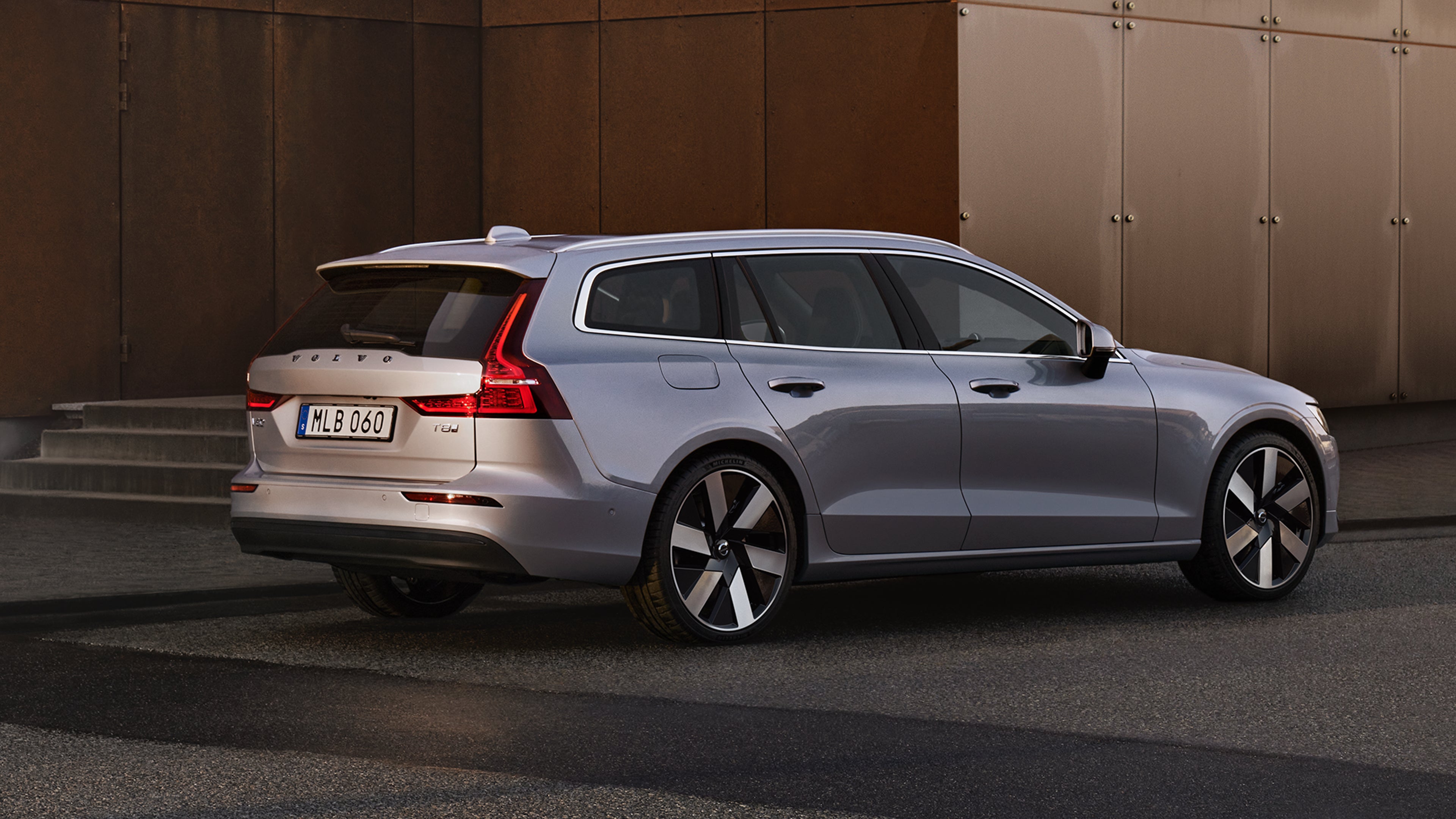 V60
