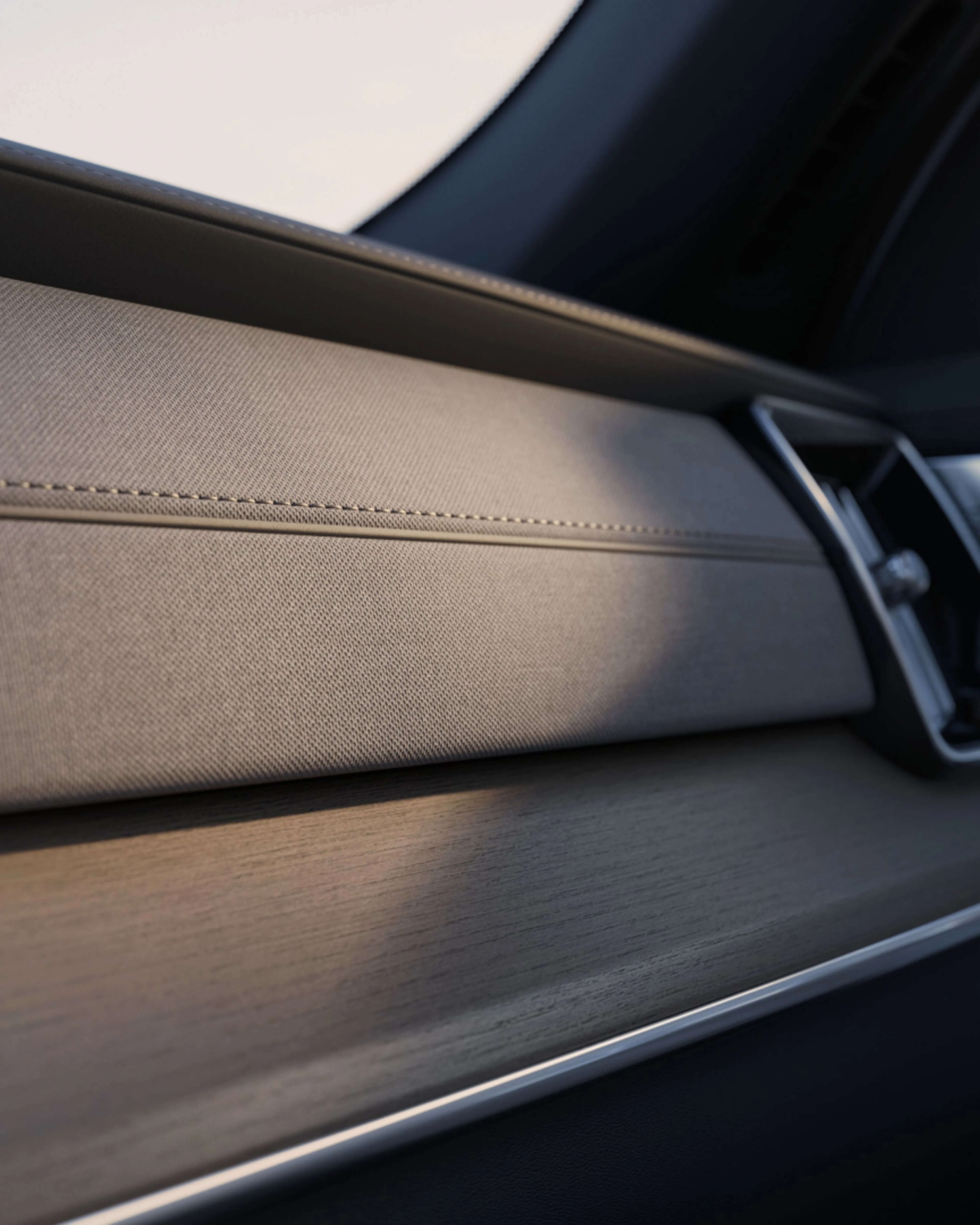 Detaljan prikaz prilagođene instrument table modela XC90.