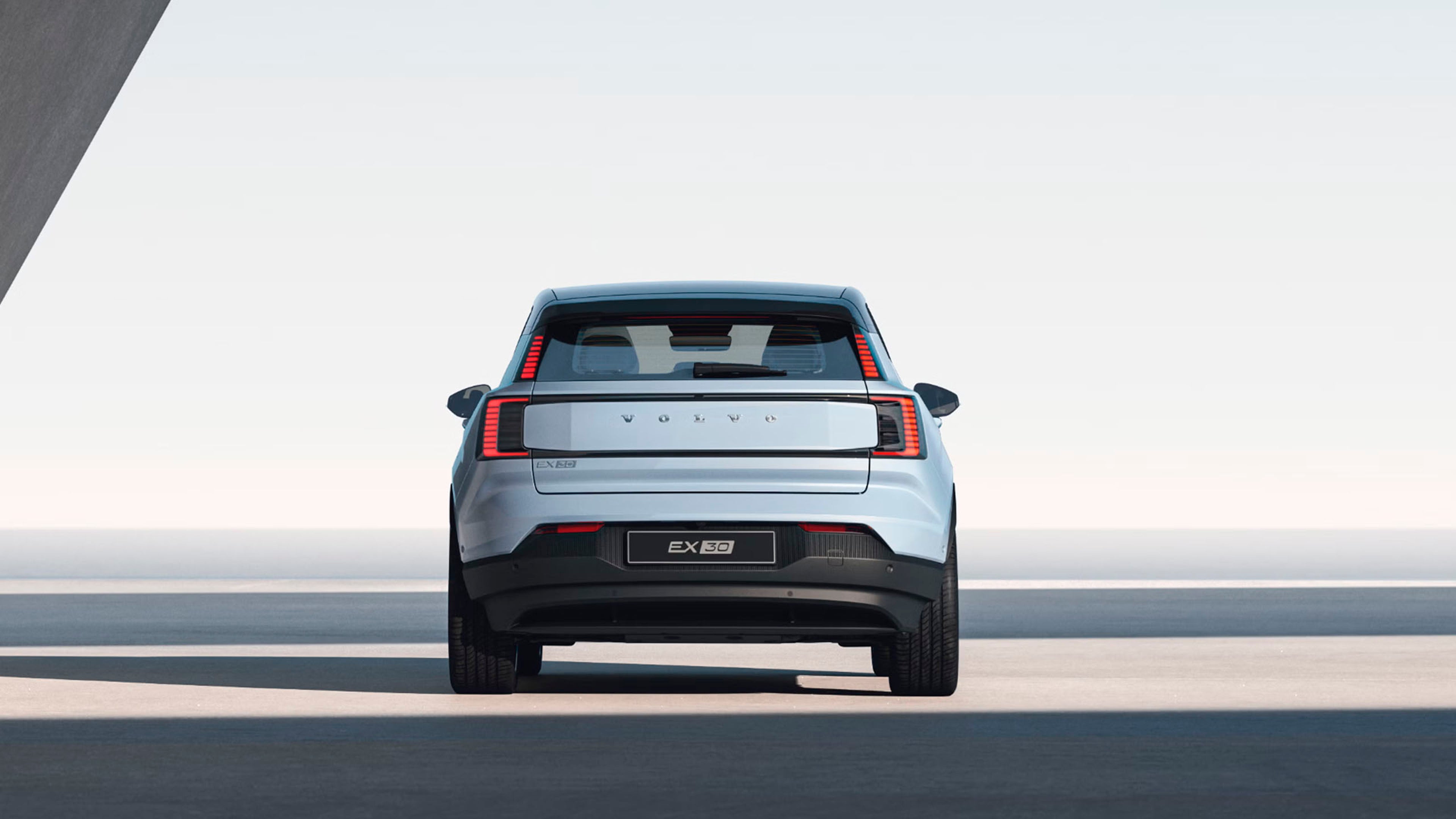 Vista trasera de un Volvo EX30