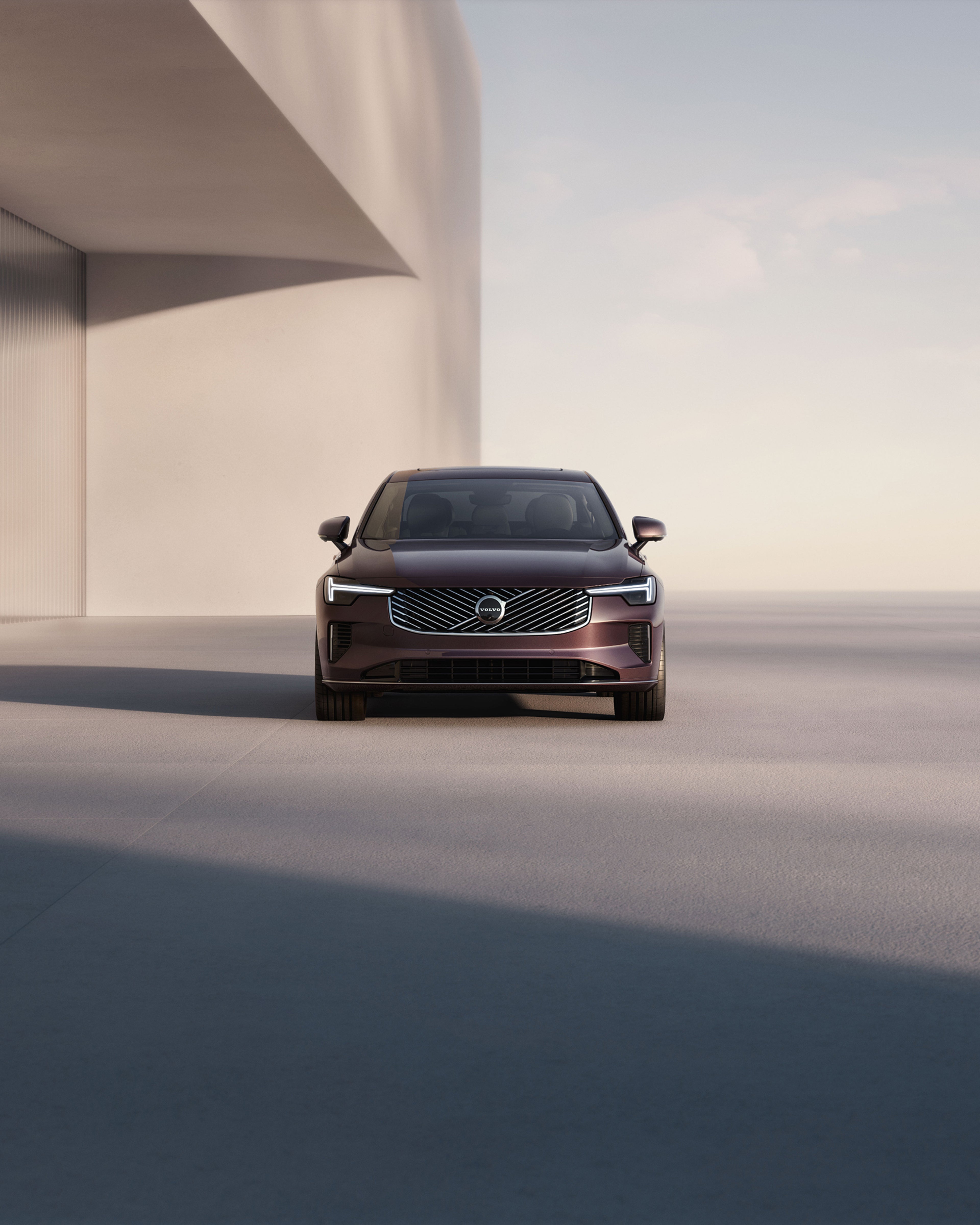 Front view of the S90 plug-in hybrid.