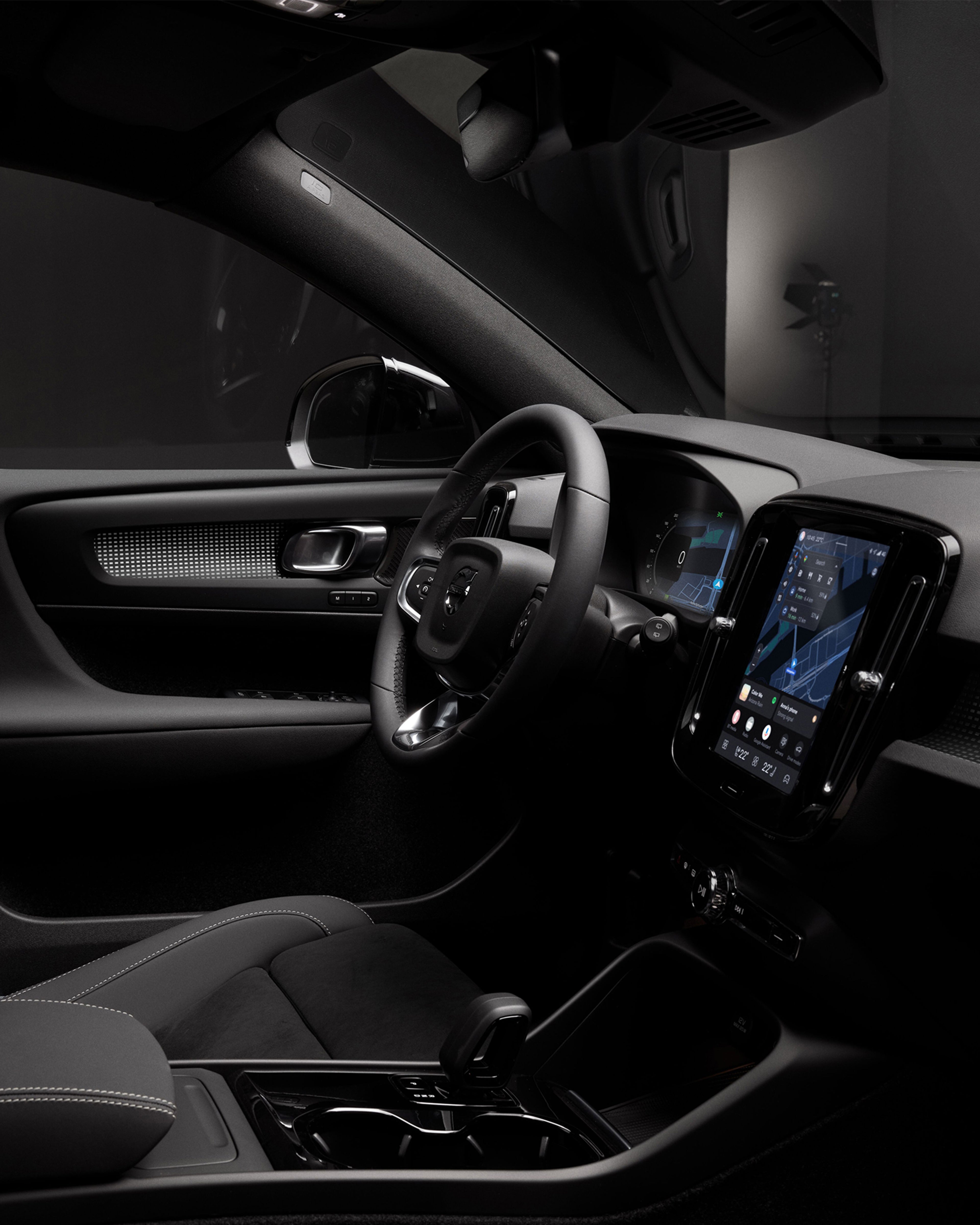 The cabin of the Volvo EX40 electric black edition.