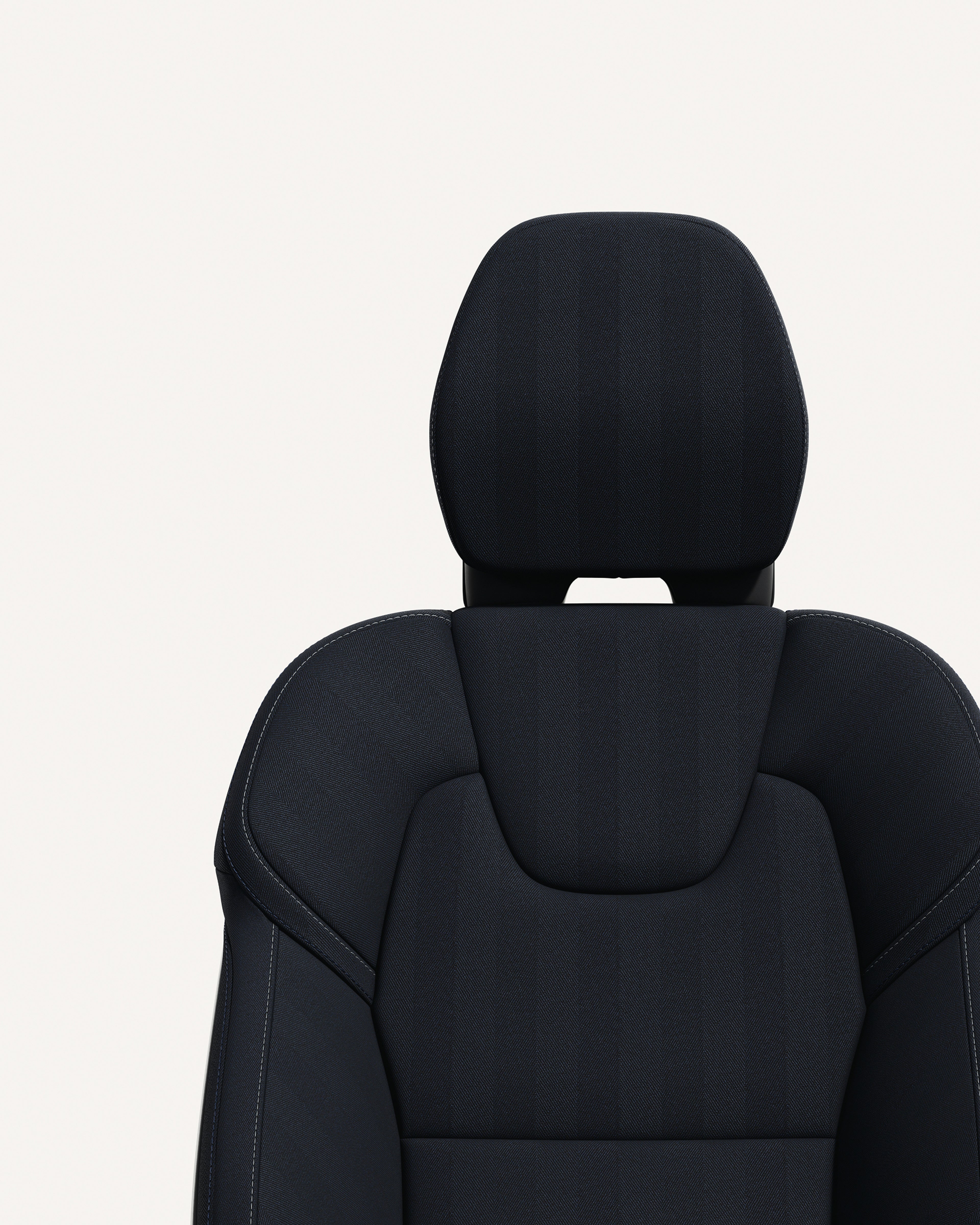 Bližnji pogled na oblazinjenje sprednjih sedežev Navy v Volvu XC90