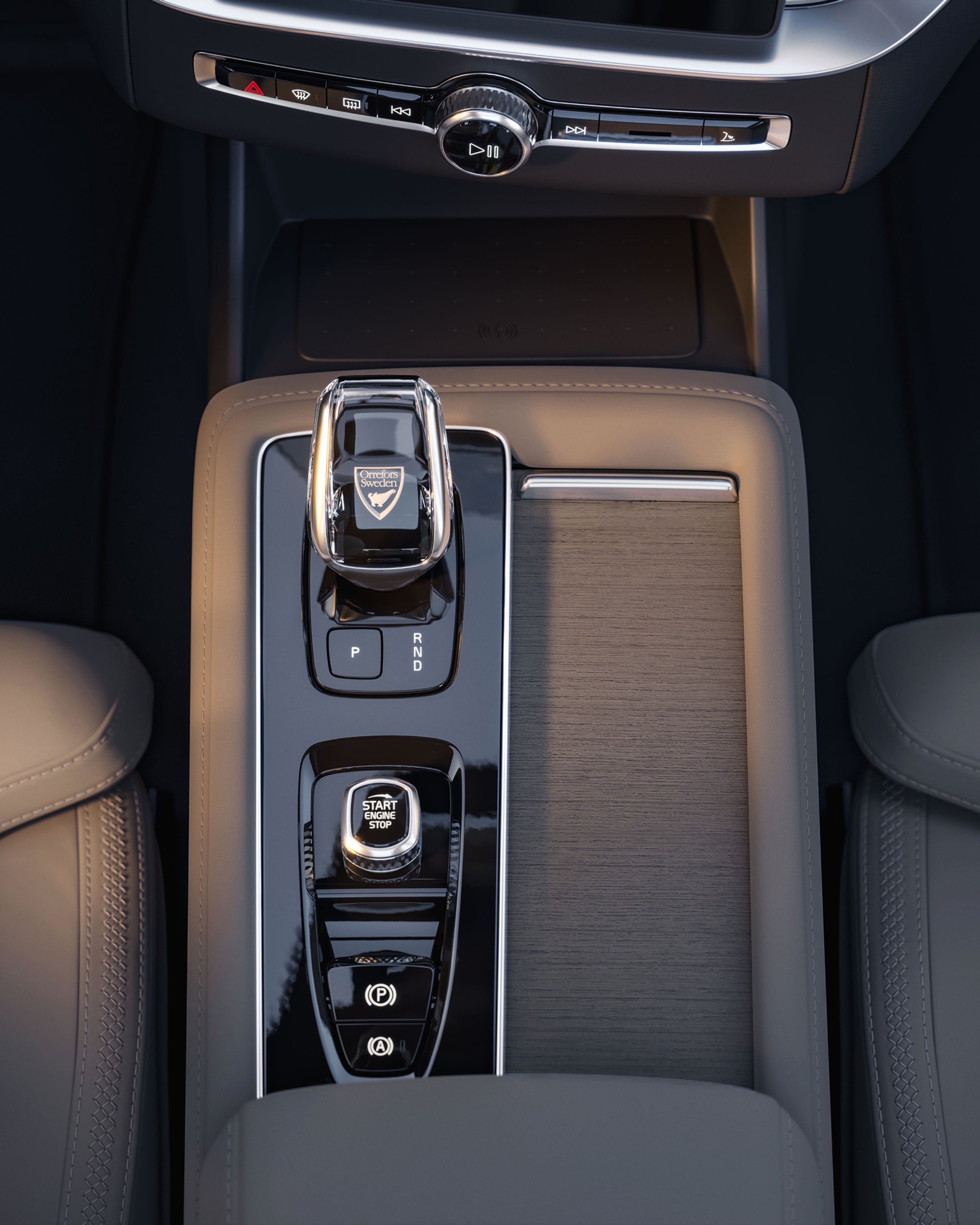 Top view of the centre console and crystal gear shift in the Volvo XC90