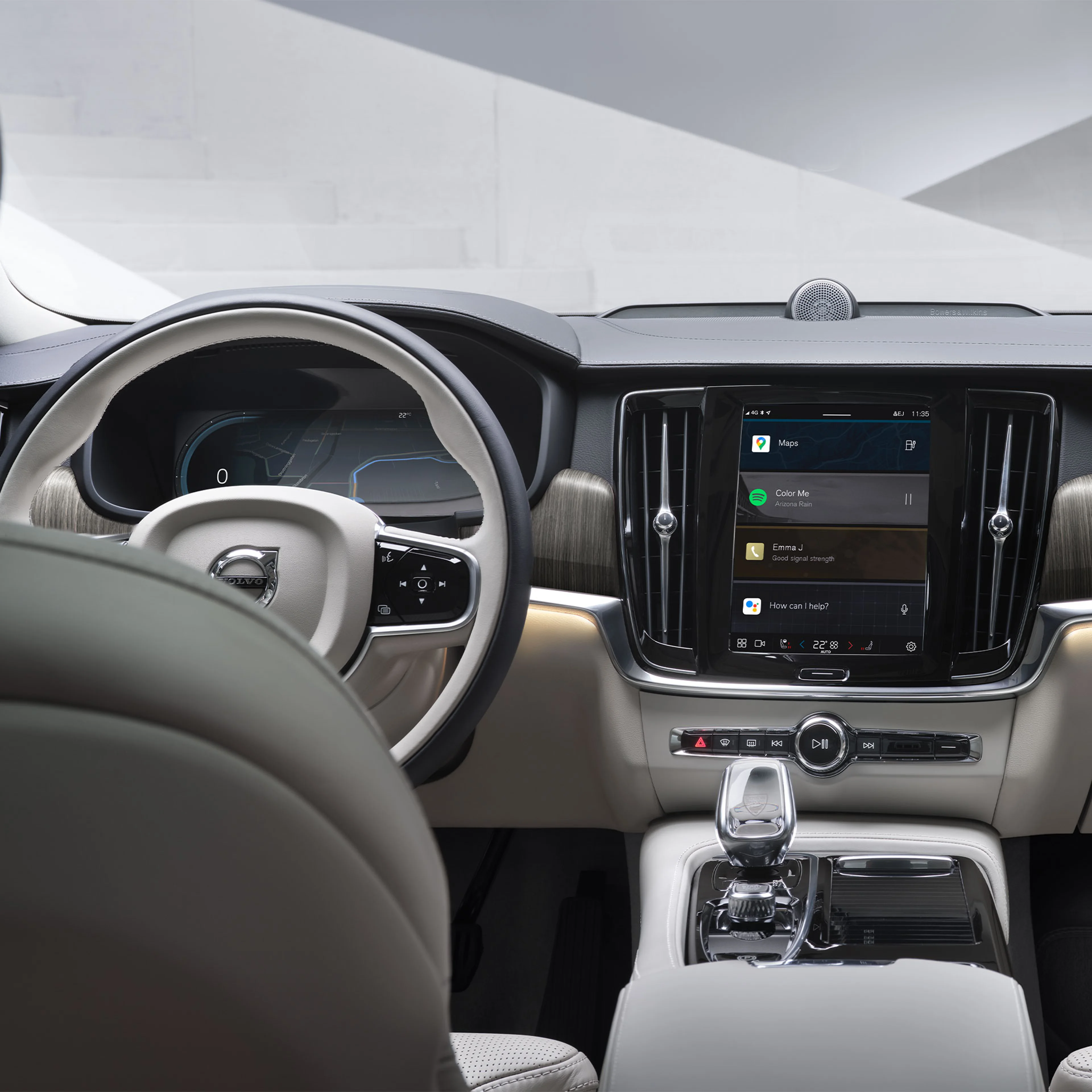 Exclusive cabin interior of Volvo S90 Recharge.