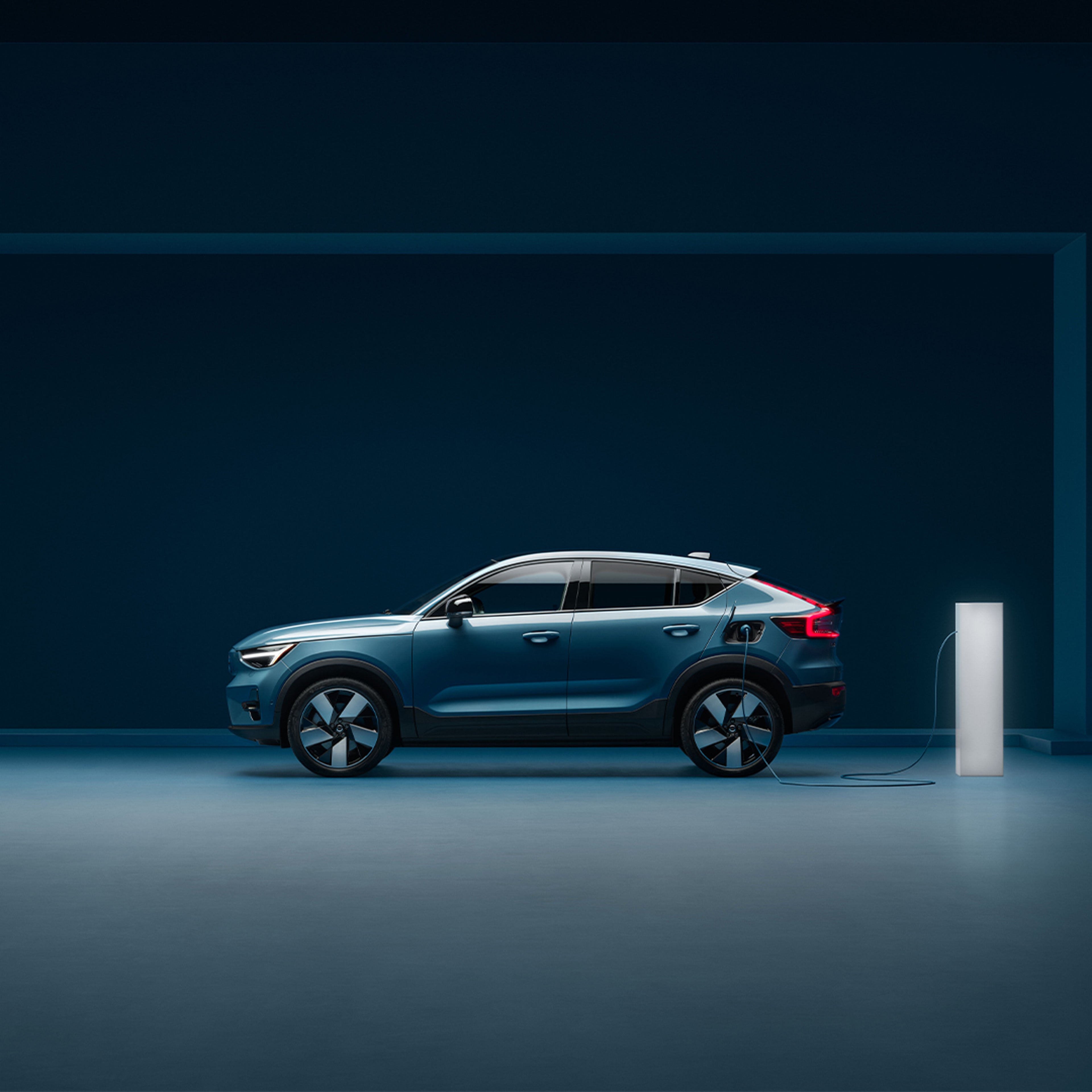 Volvo C40 Recharge exterior design.