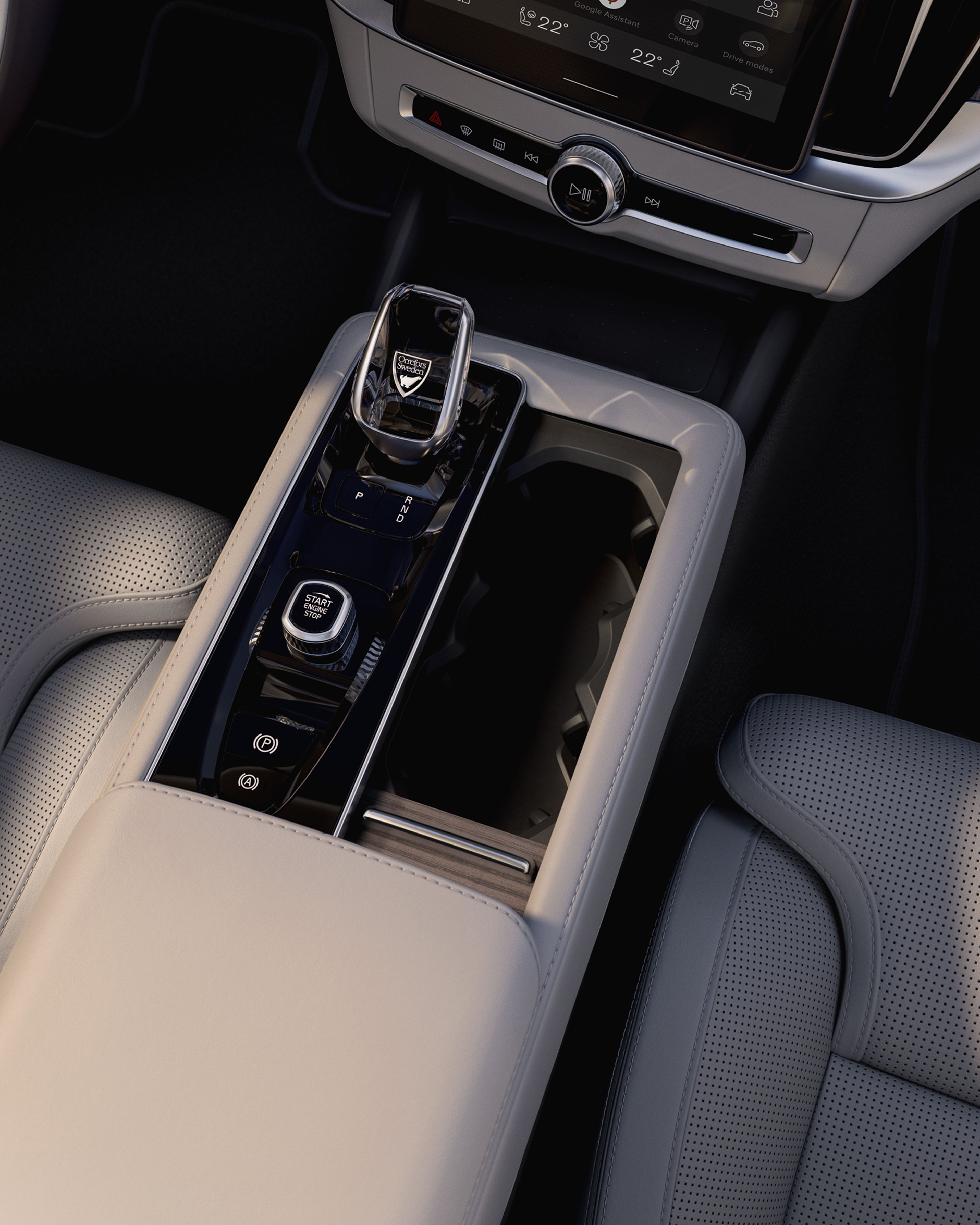 Top view of the centre console and crystal gear shift in the Volvo S90