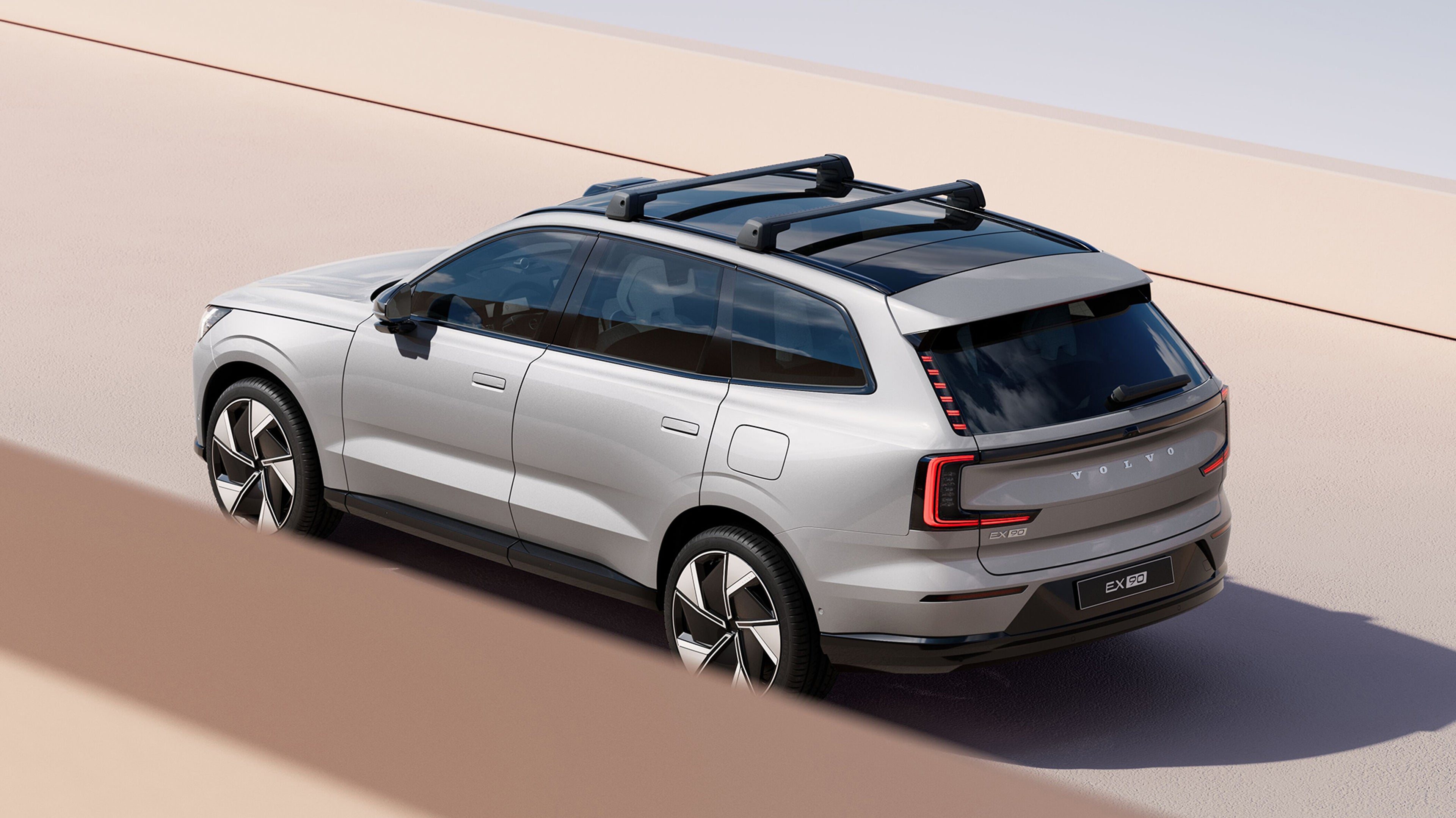 Scegli la versione, lo stile e gli optional che preferisci per configurare la tua nuova Volvo.