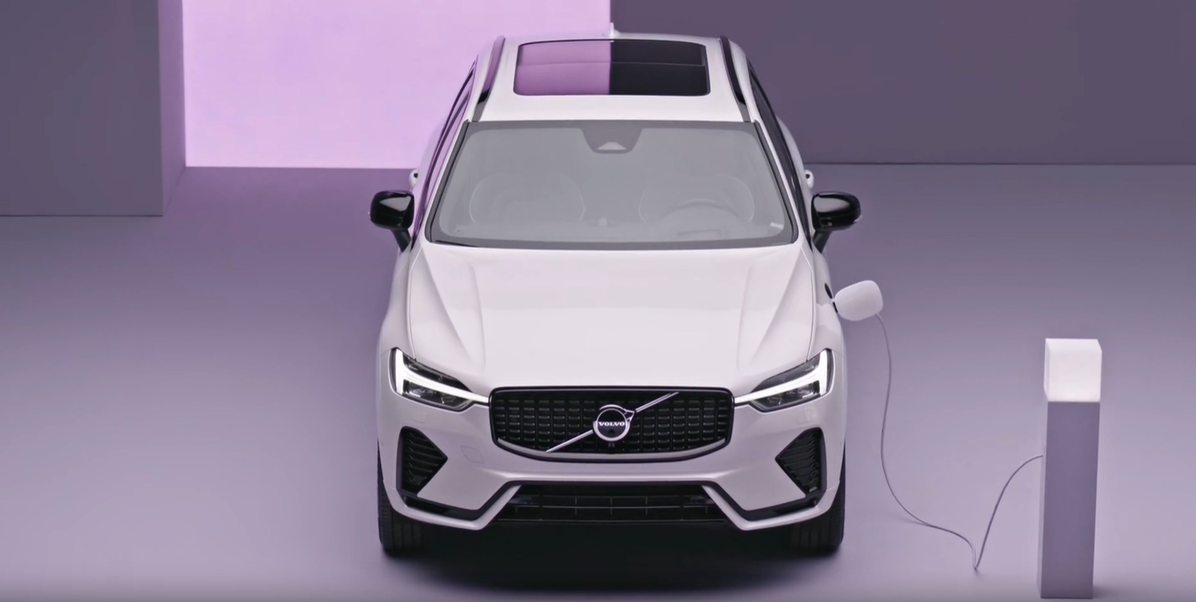 V90 T8 hybride rechargeable en Gris Platinium Métallisé