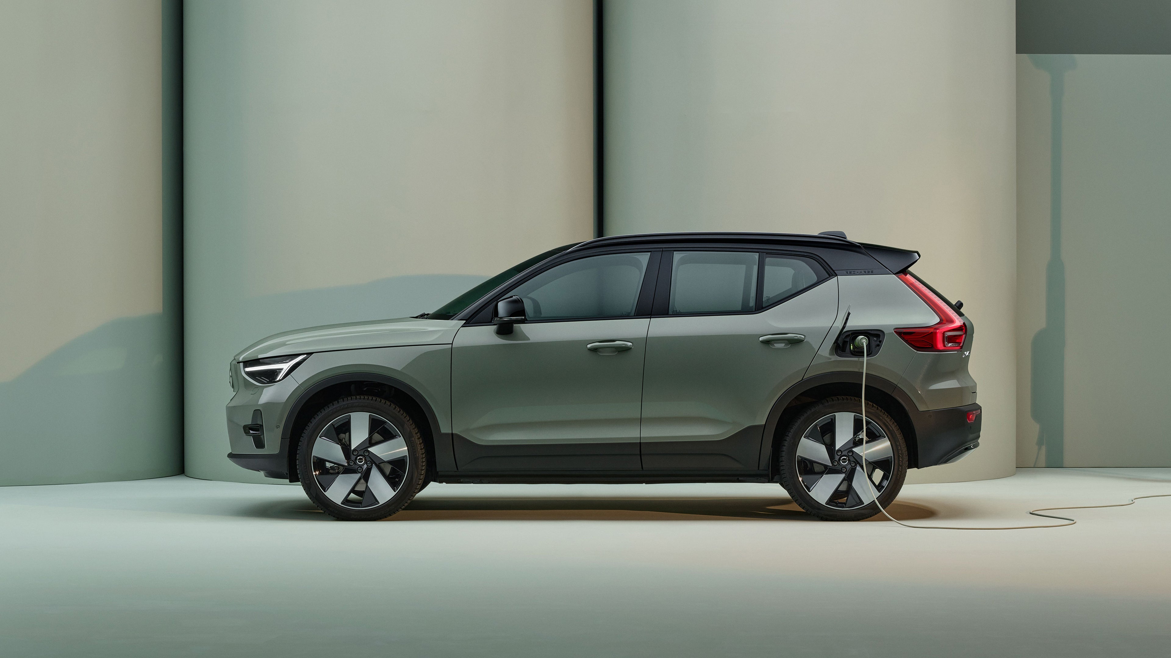 Volvo XC40 2023