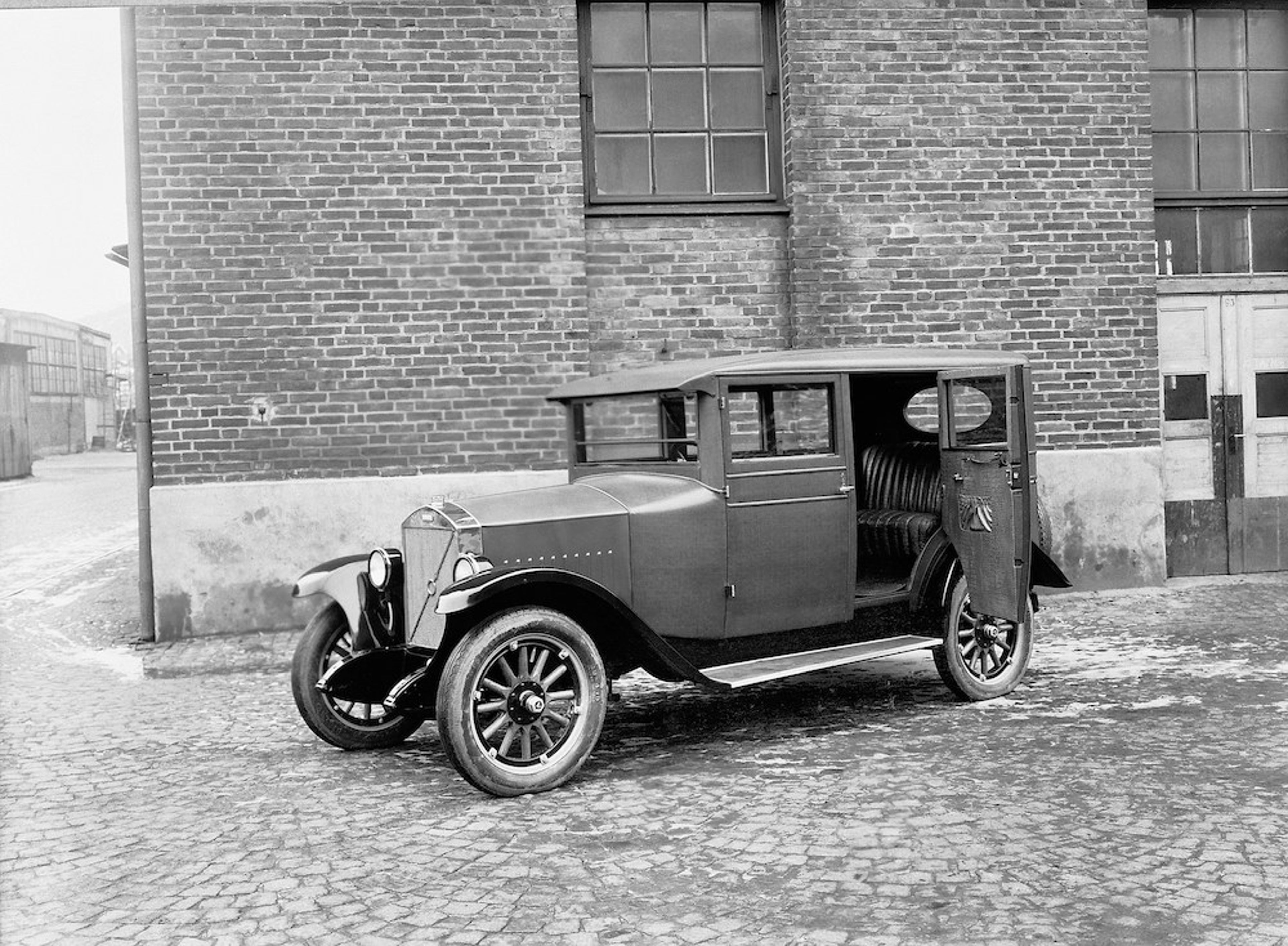 Vor 95 Jahren: PV4, die erste Volvo Limousine (1927–1929)