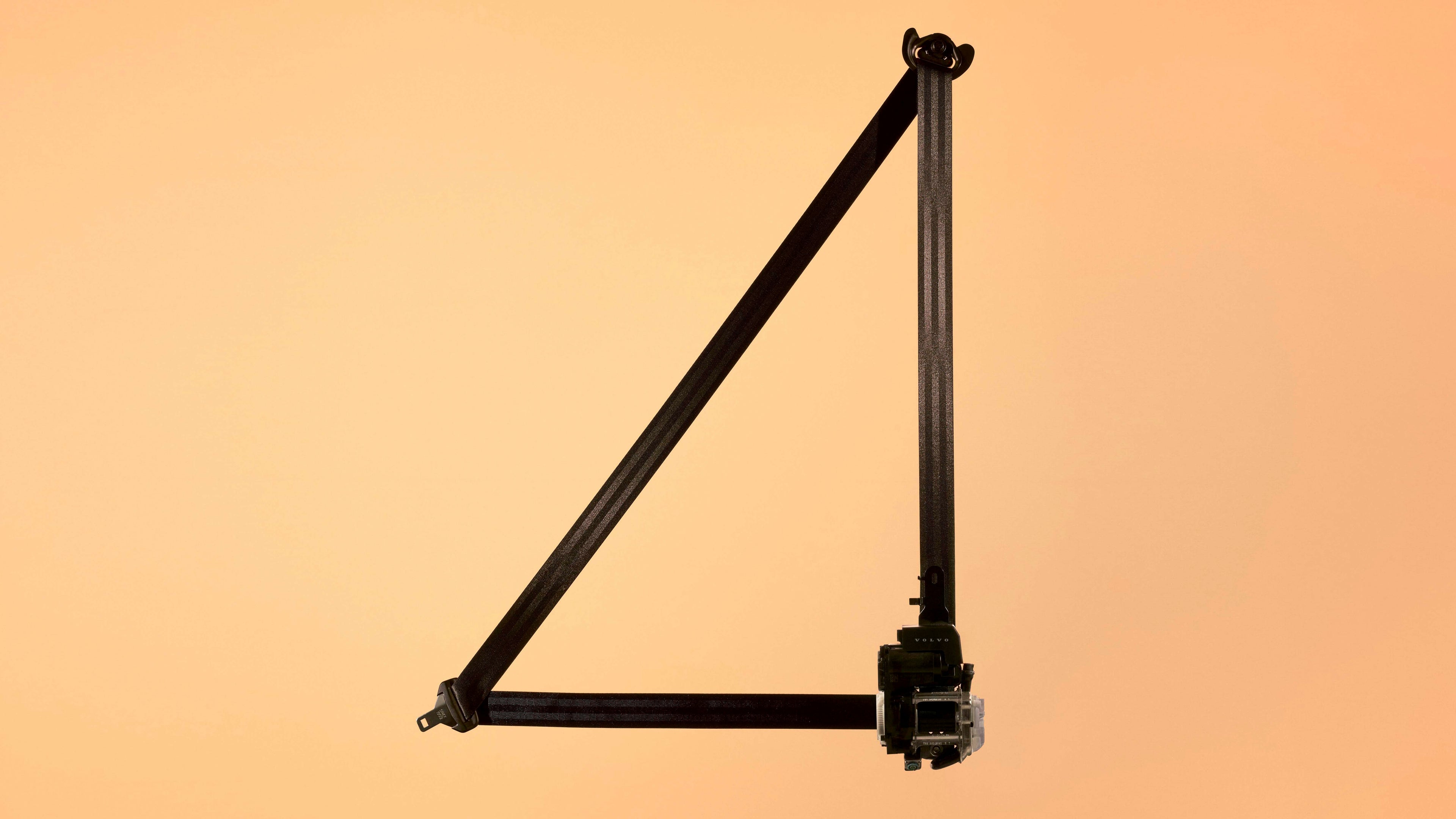 Cinturón de seguridad multiadaptativo de Volvo