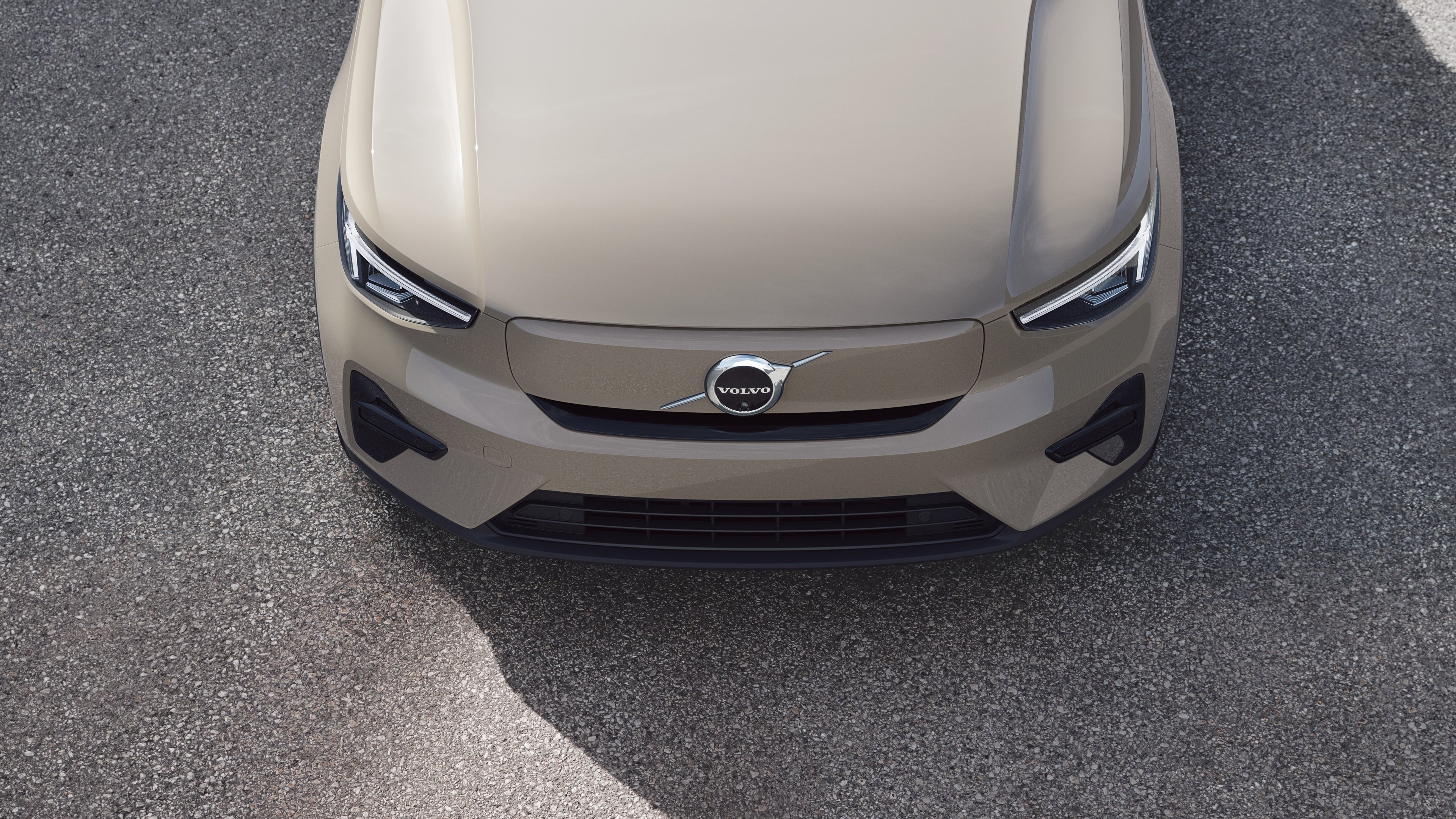Volvo EX40 voorkant