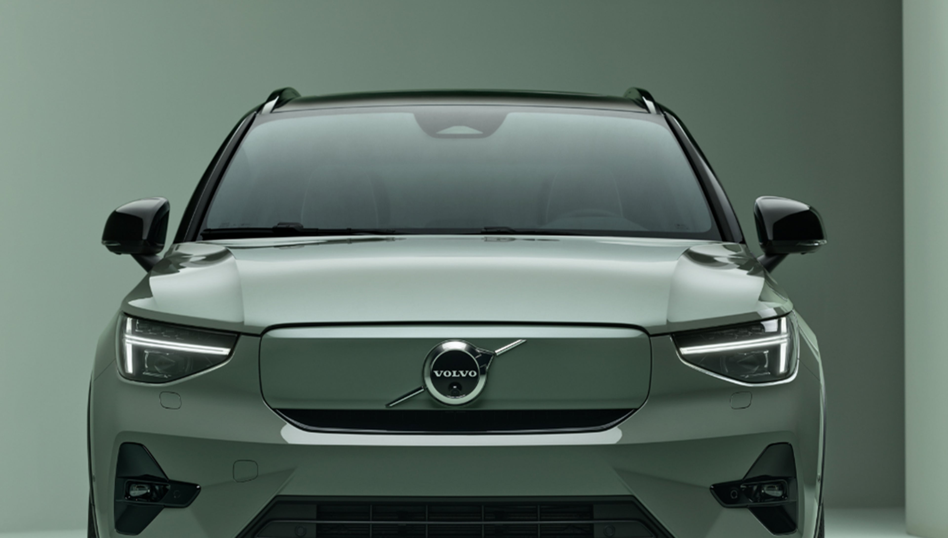 Pure electric Volvo C40 Recharge on Ghent production line.