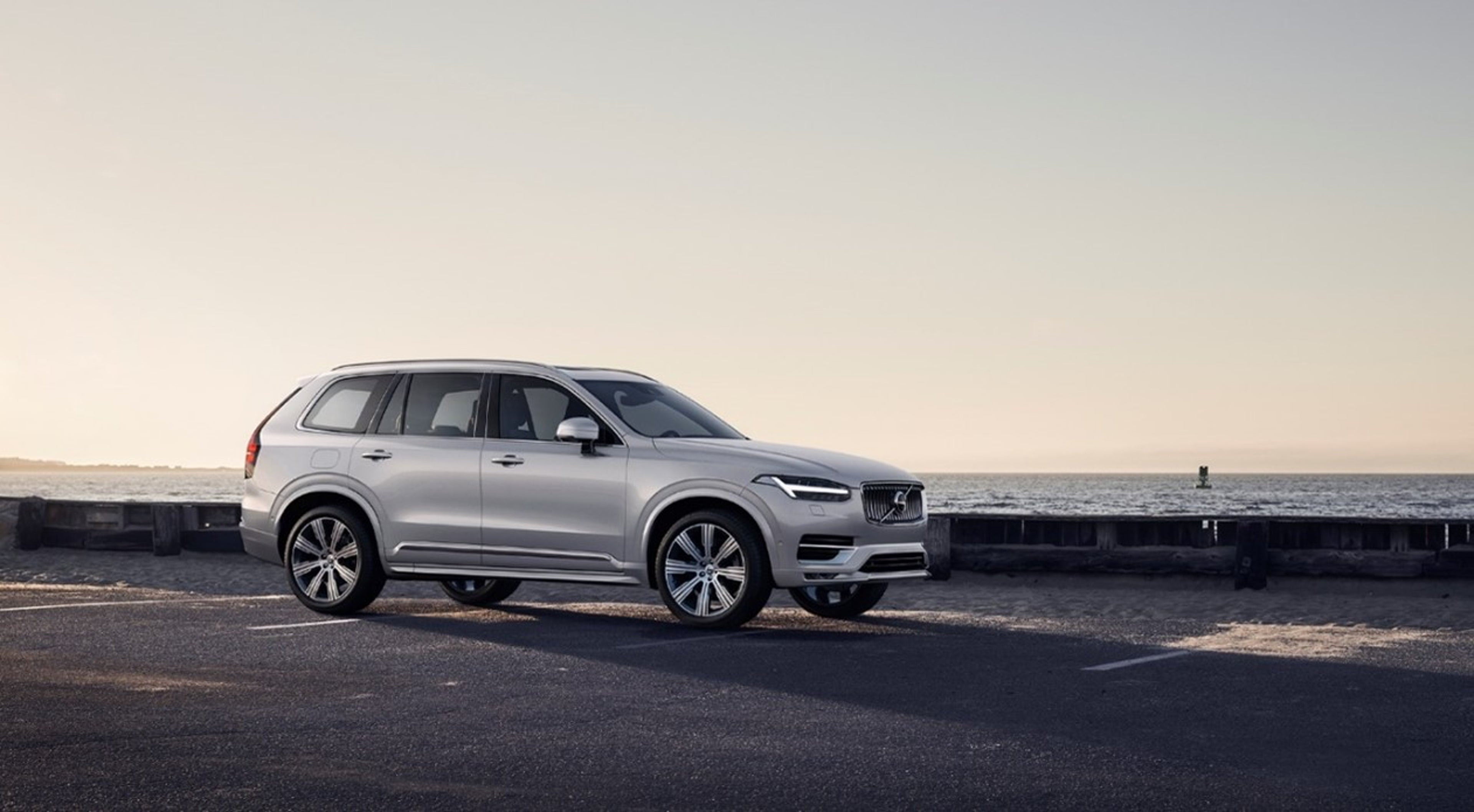Pure electric Volvo C40 Recharge on Ghent production line.