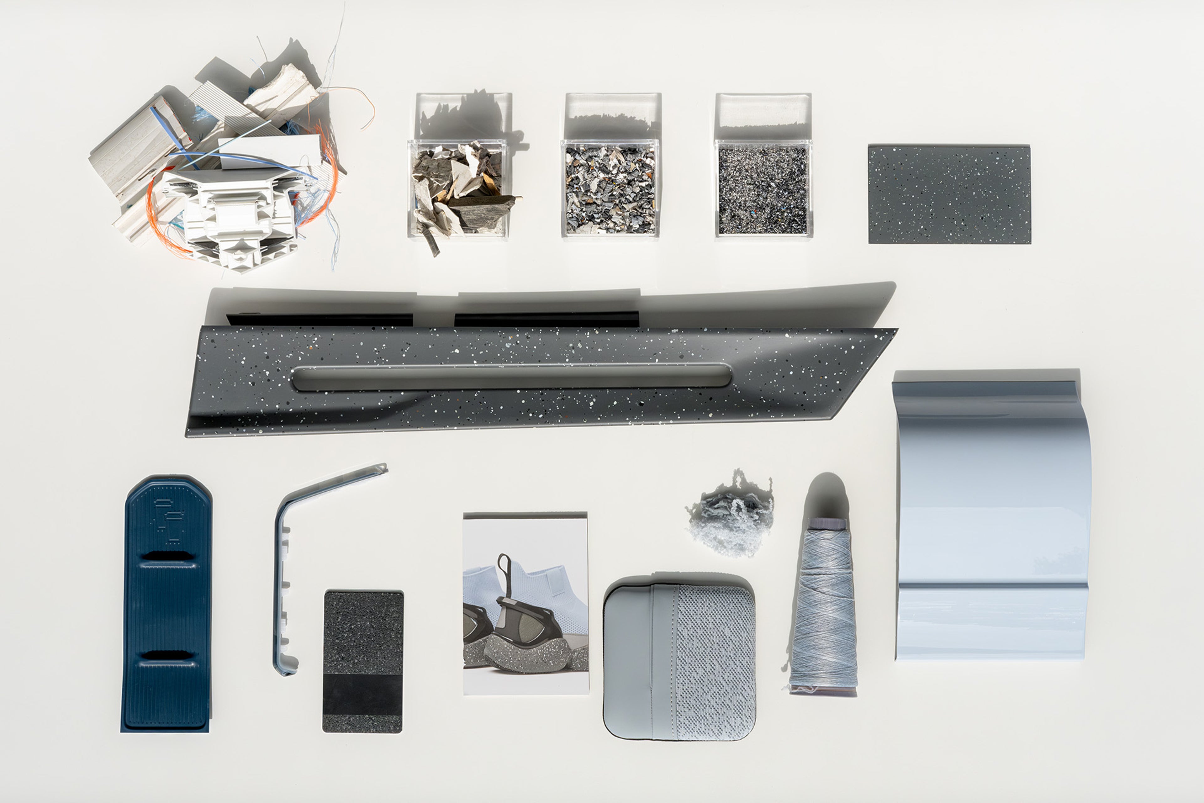 Una variedad de materiales utilizados en el Volvo EX30.