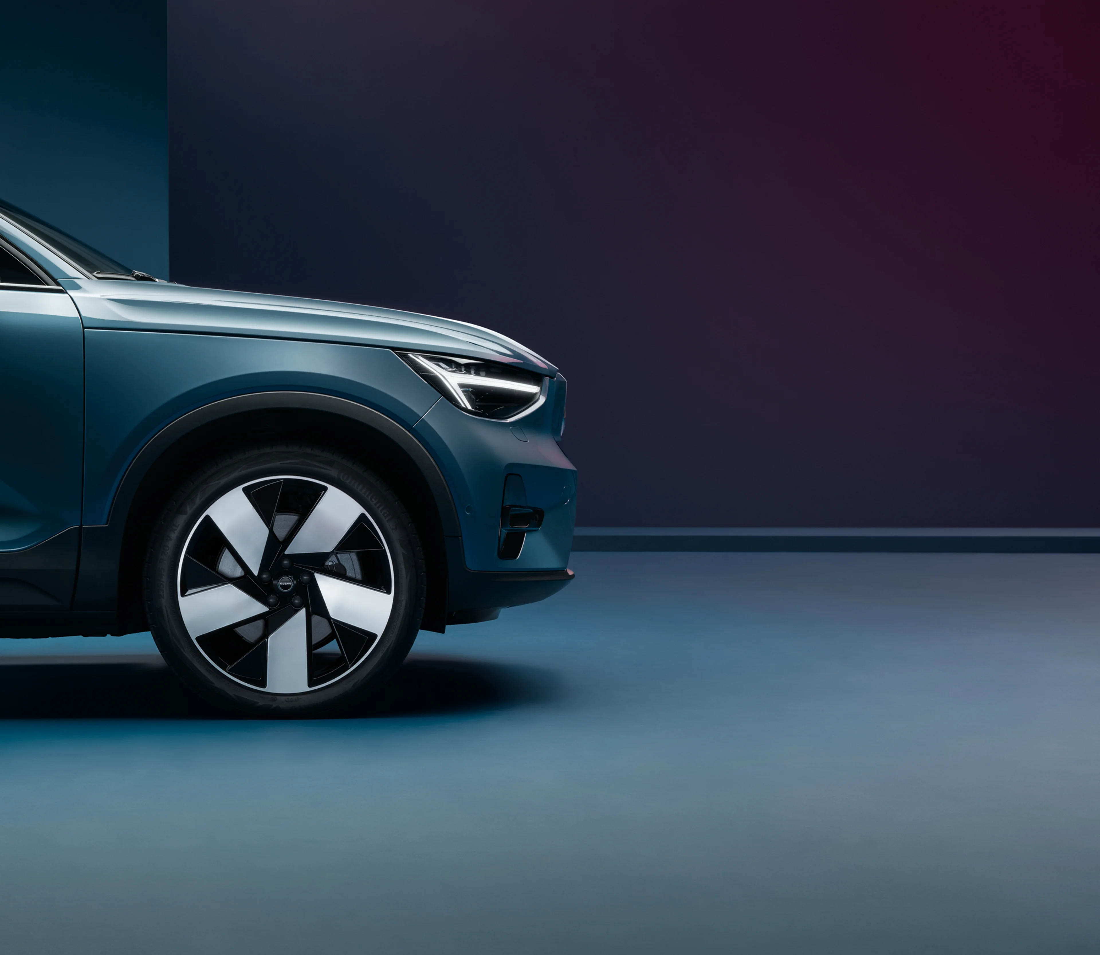 Pure electric Volvo C40 Recharge on Ghent production line.
