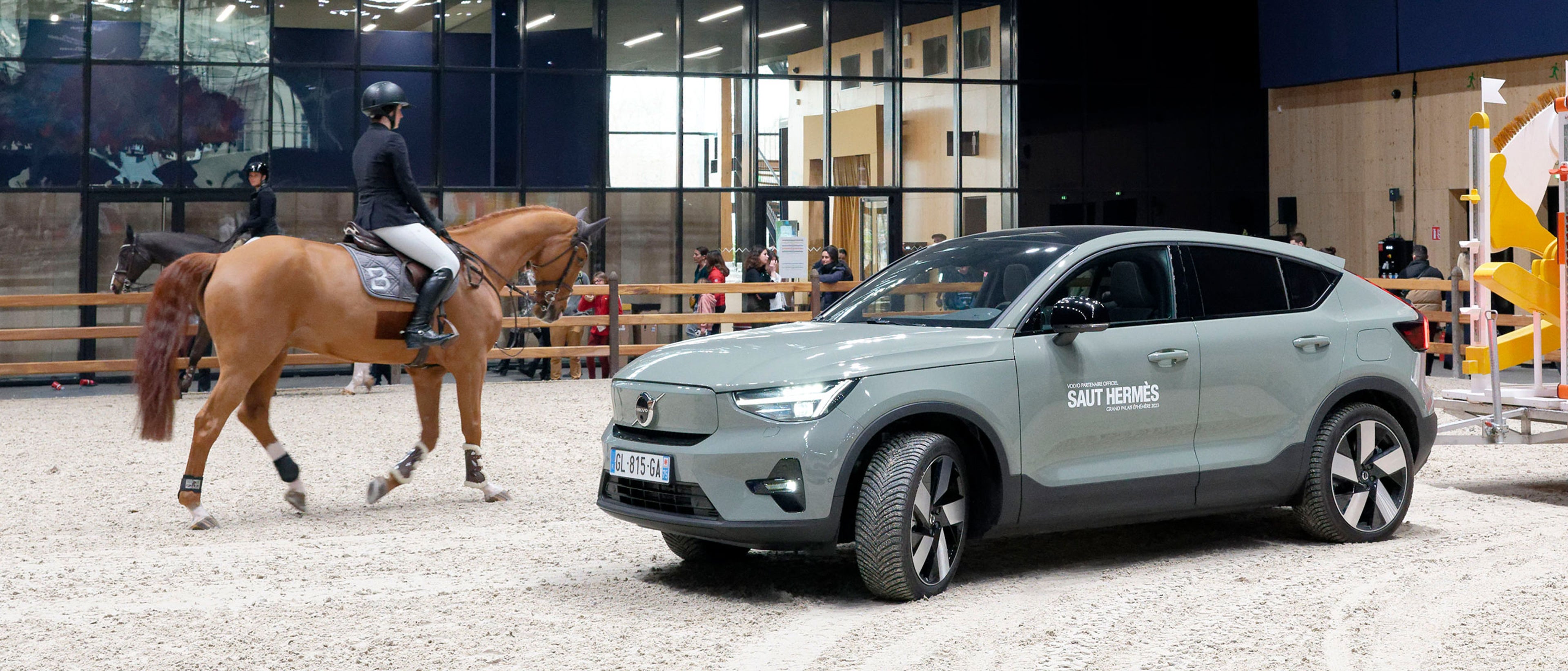 Volvo C40 en partenariat avec le Saut Hermès