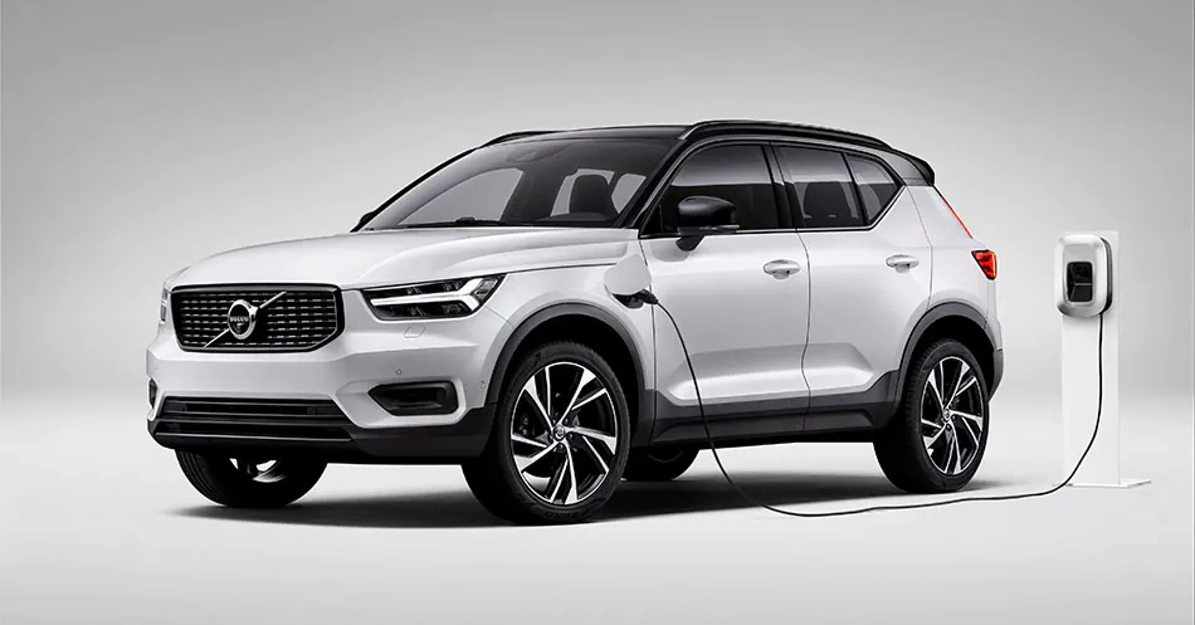 Xc40 Recharge plugged in to charger