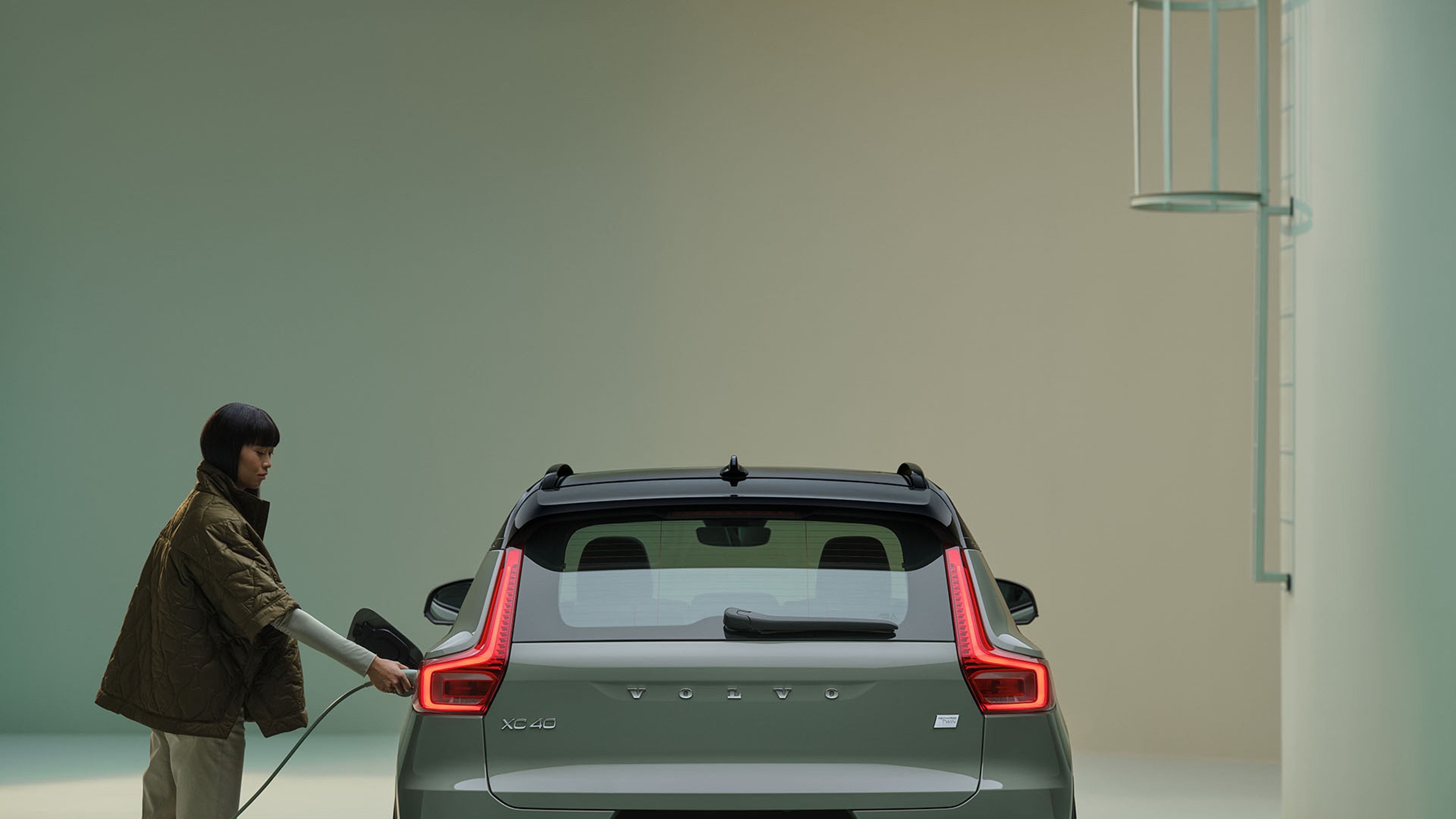 Volvo XC40 elektrisch vrouw