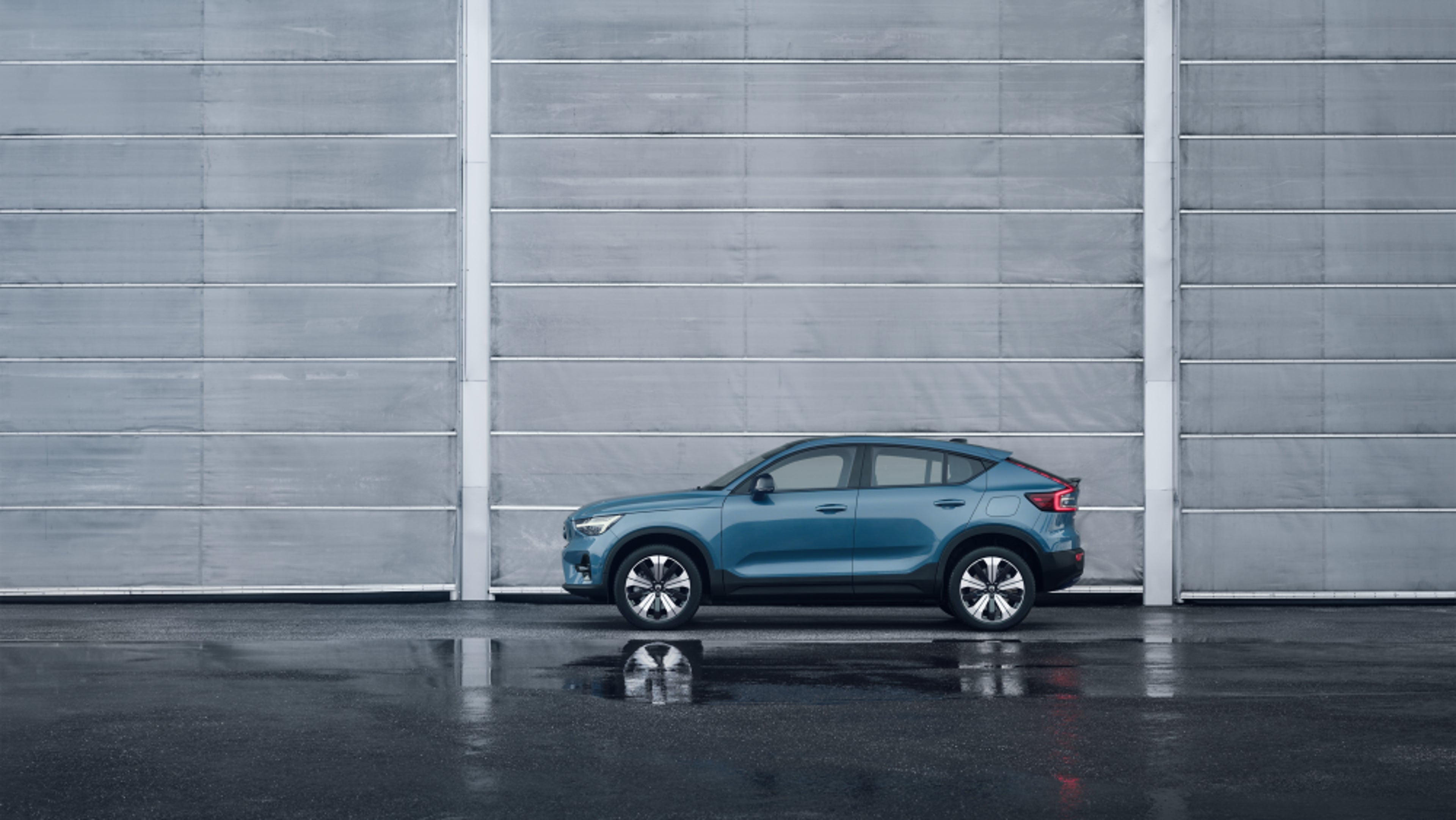 Breathe clearer throughout your Volvo journey with cutting-edge air purification technology