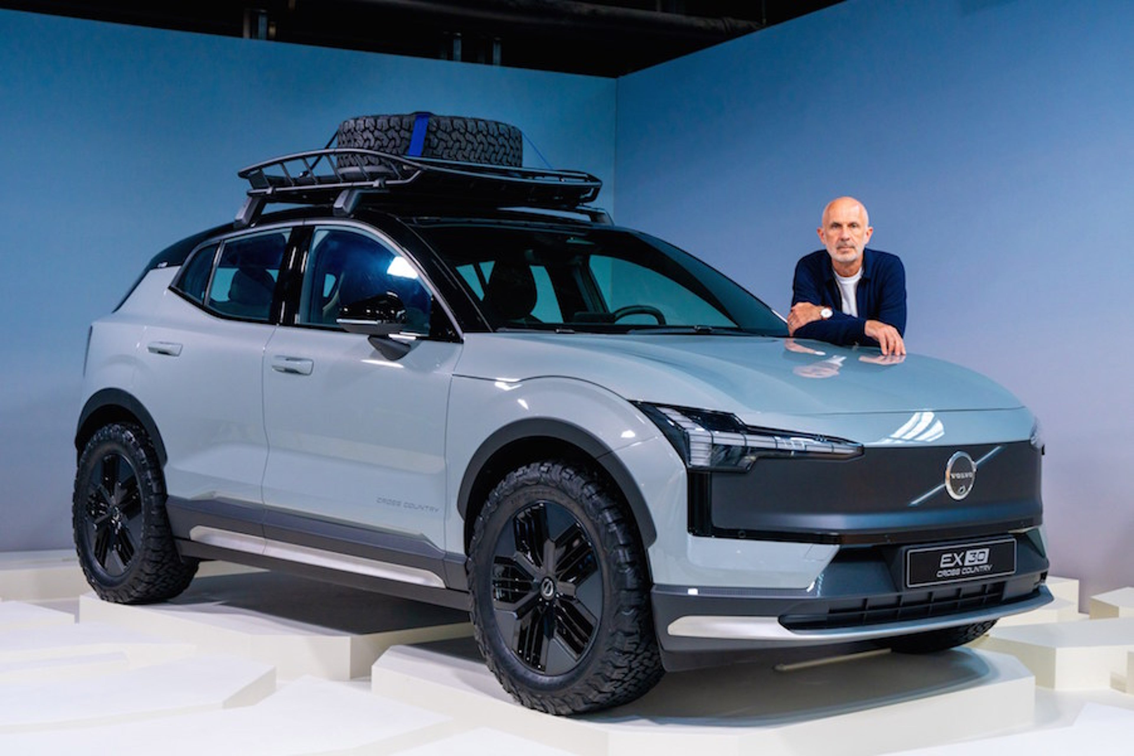 Volvo EX30 Cross Country