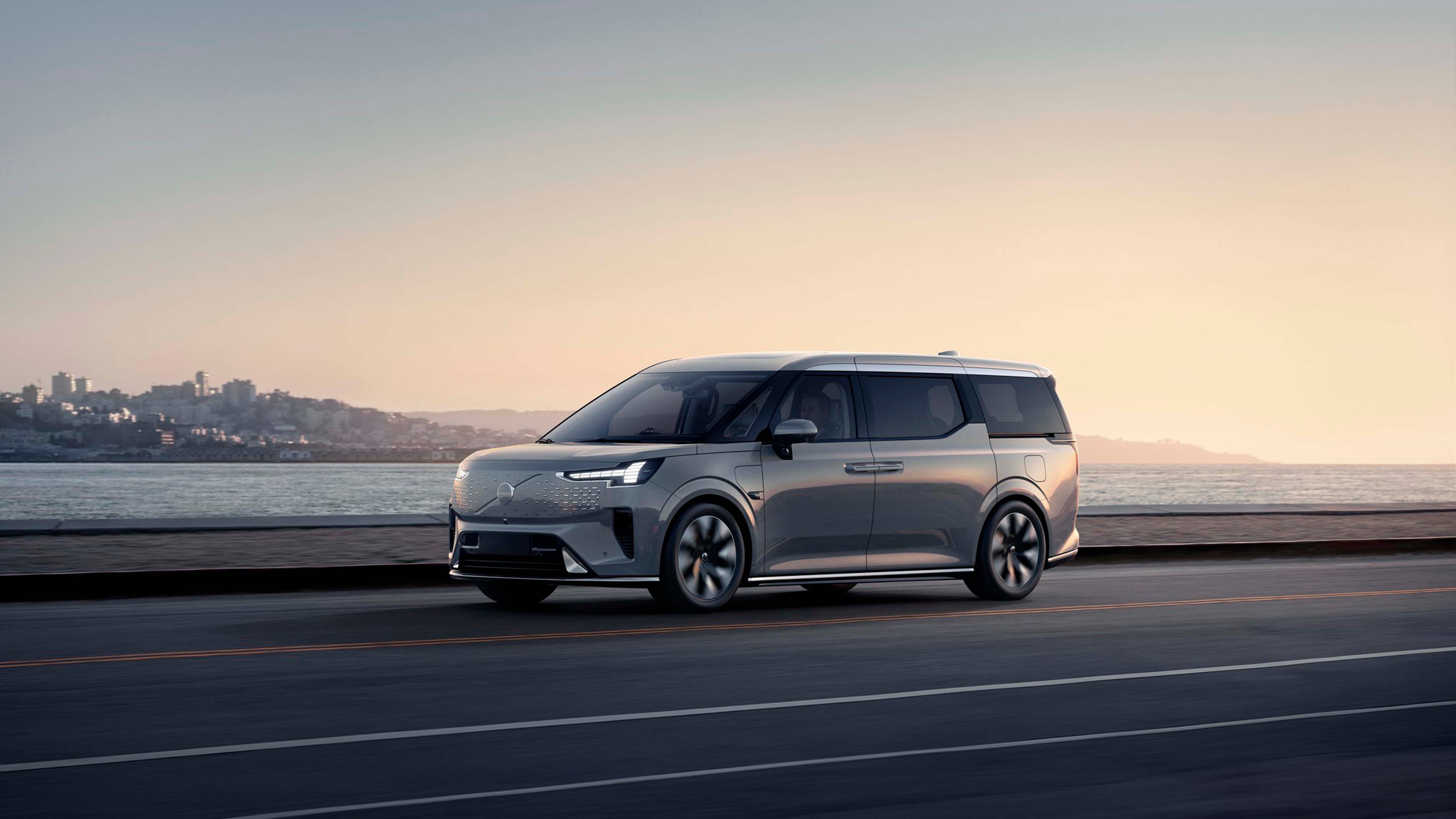 Nuevo Volvo EM90 vista exterior