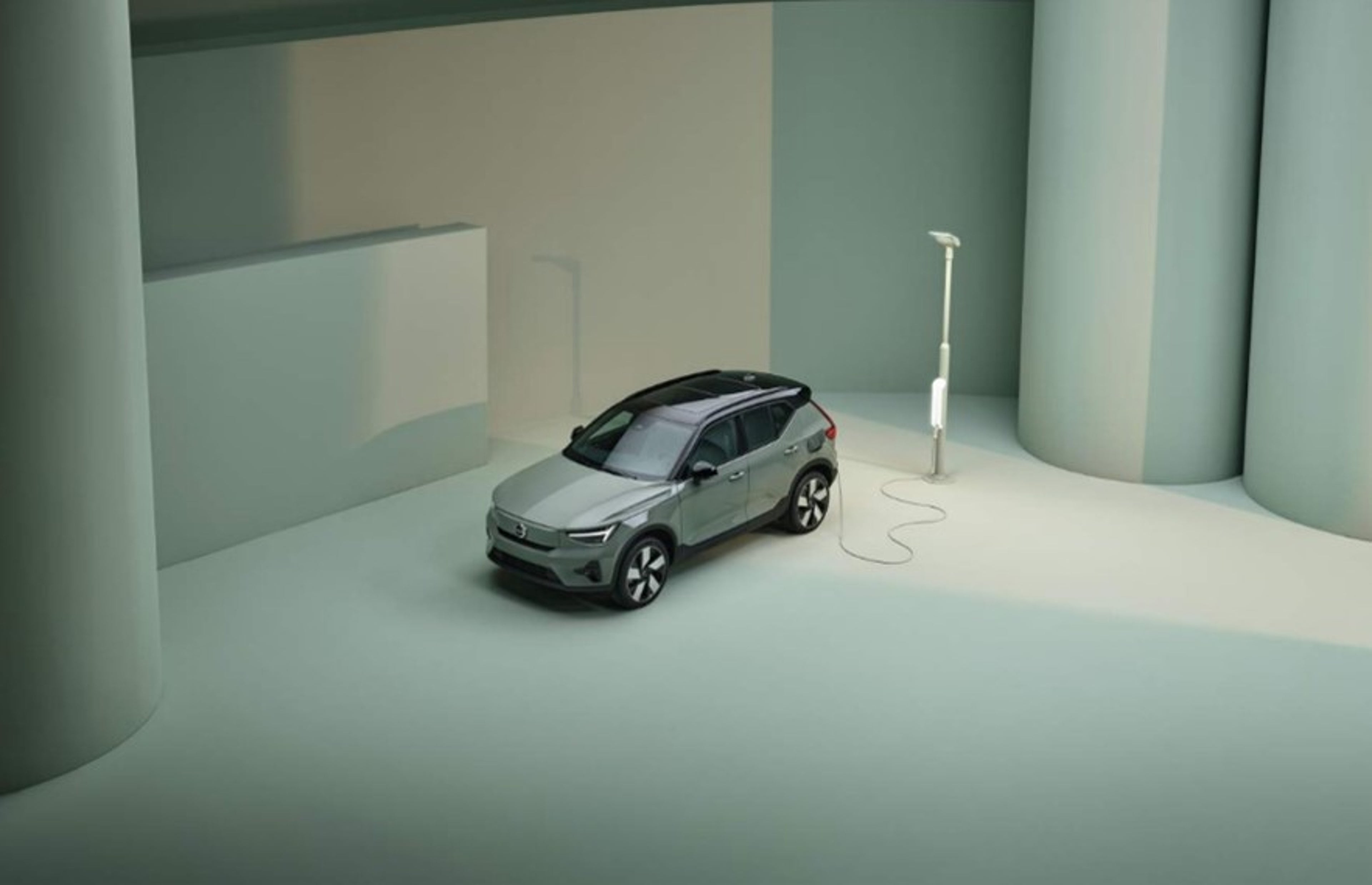 Pure electric Volvo C40 Recharge on Ghent production line.