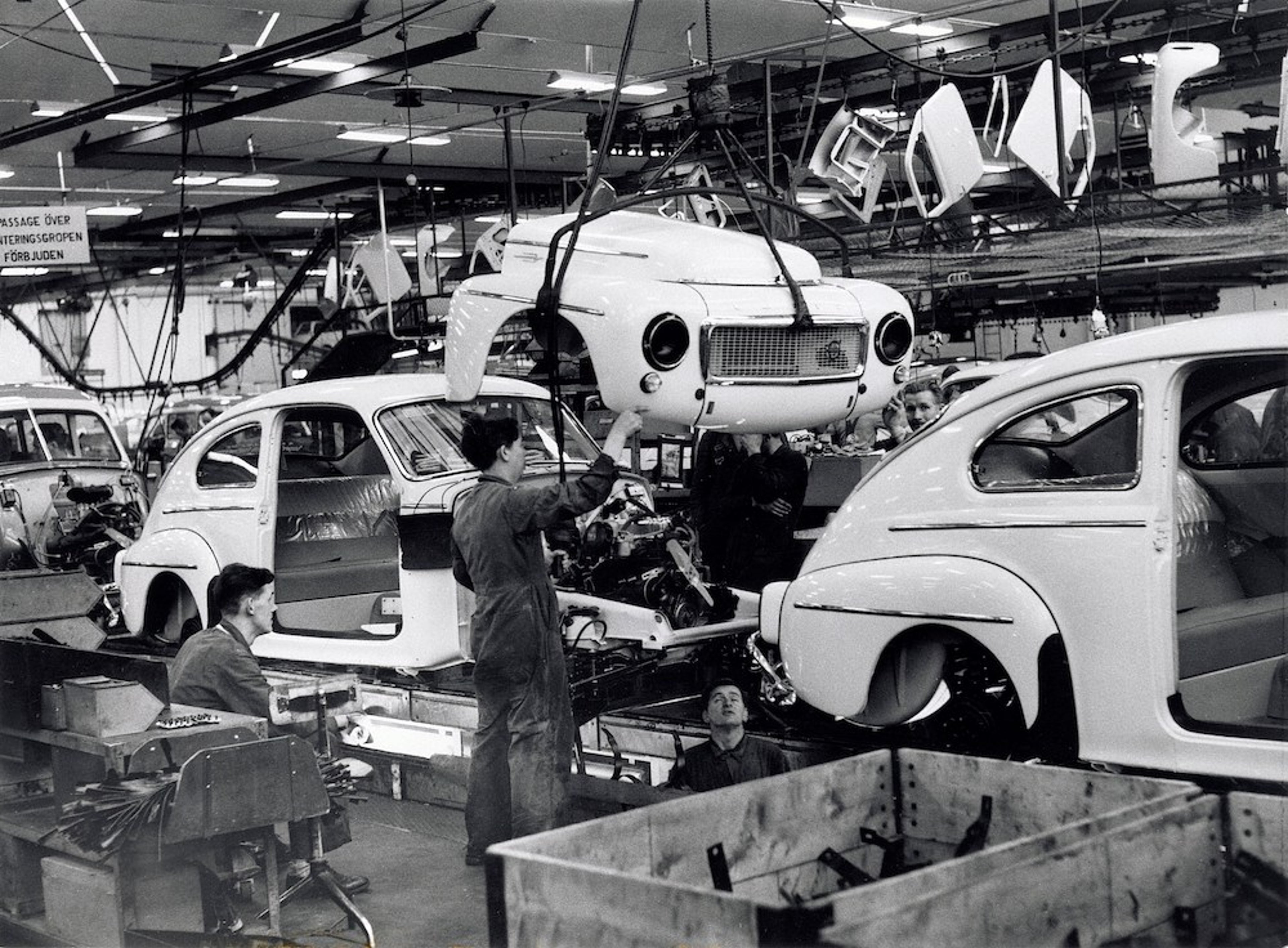 Produktion des Volvo PV444